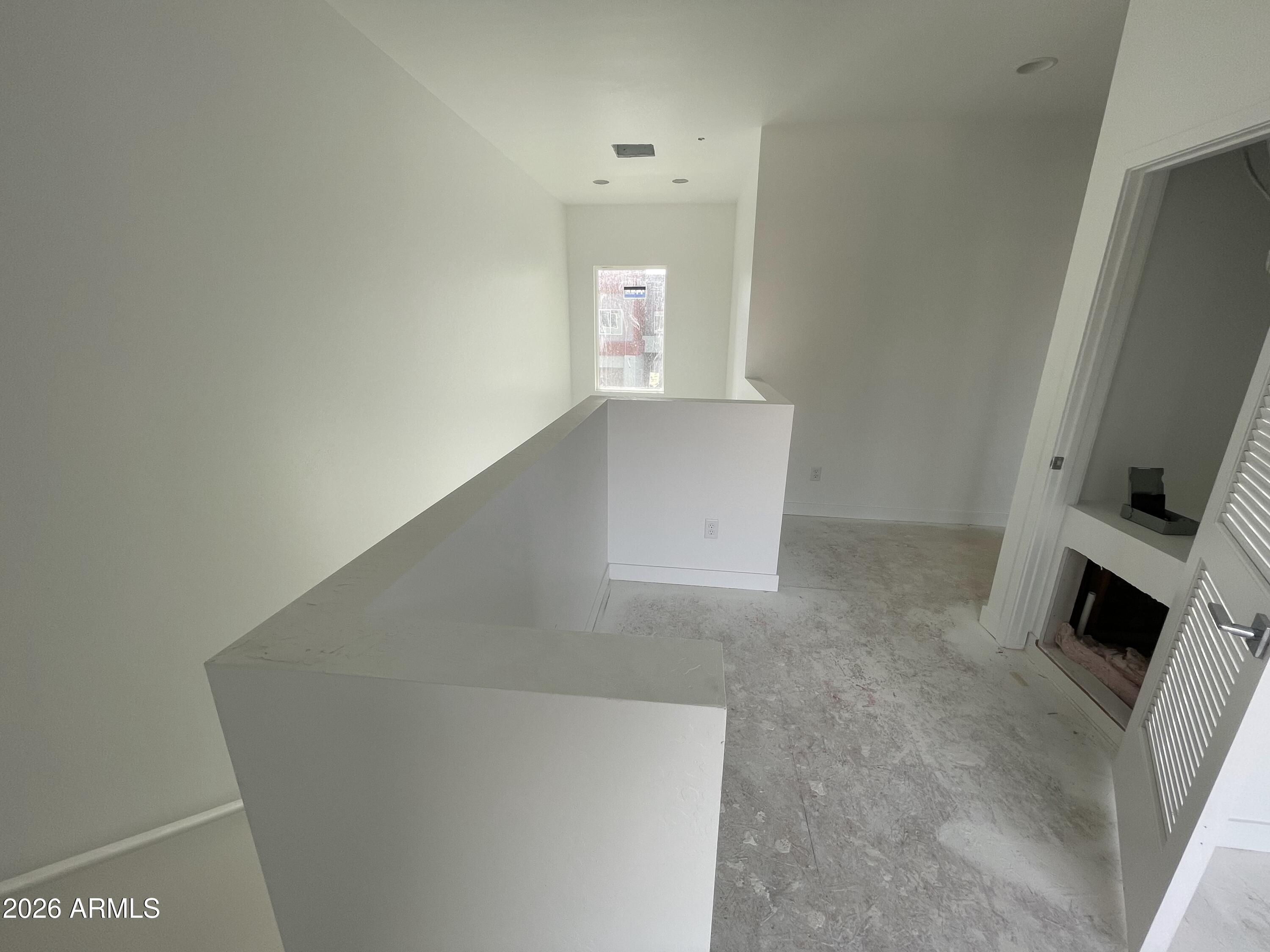 602 E WILLETTA Street