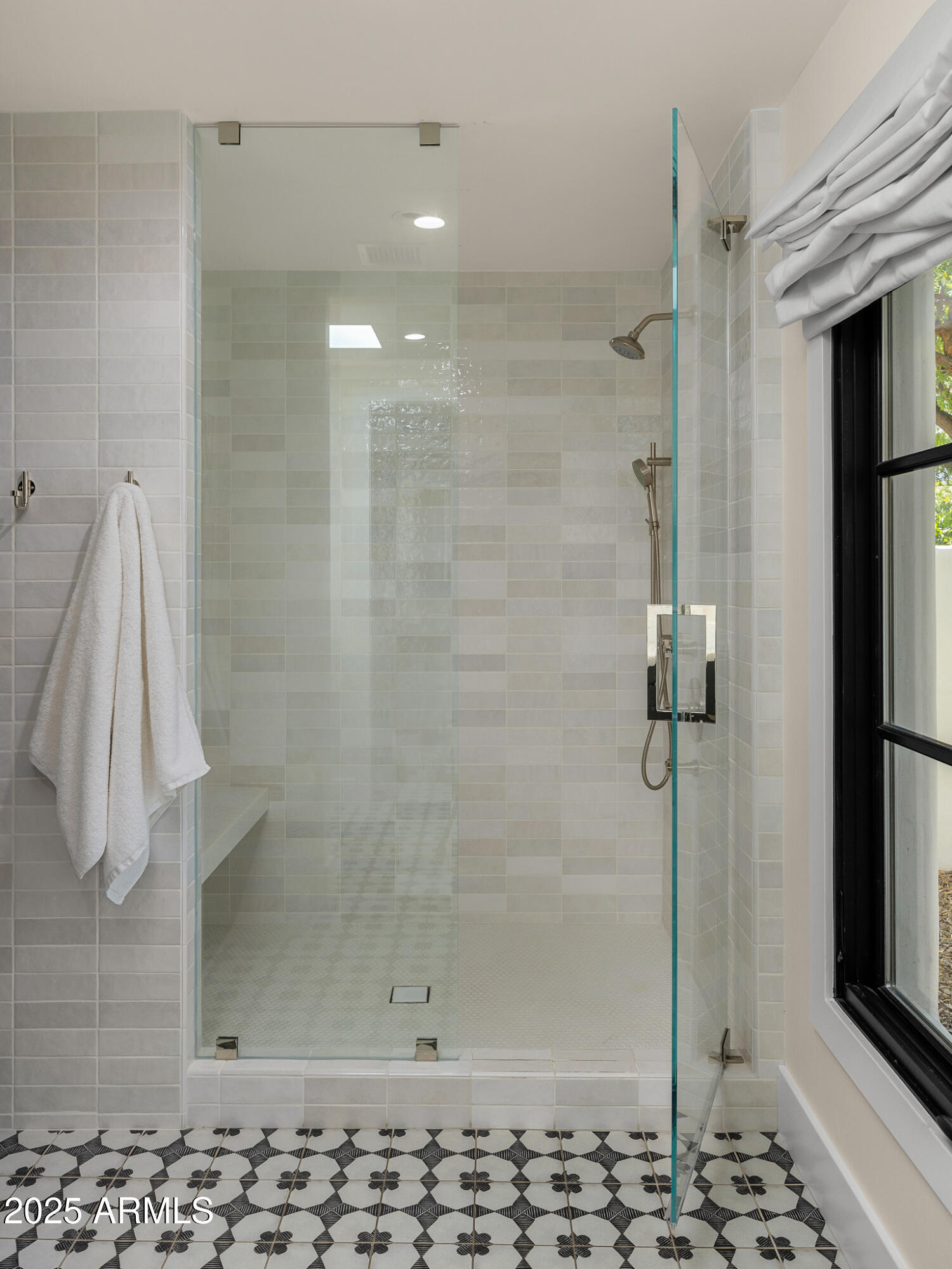 6200 E NAUMANN Drive