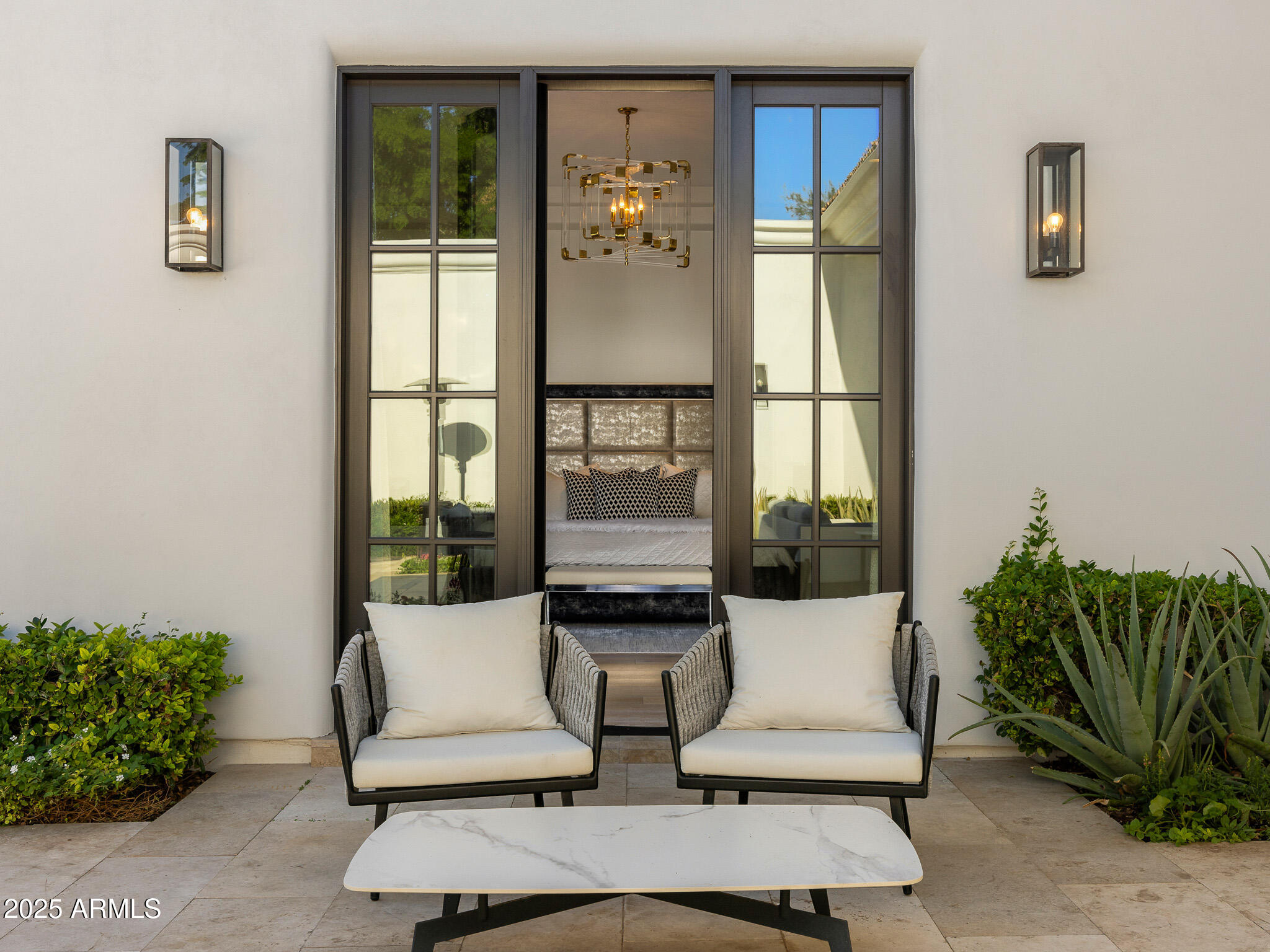 6650 N HILLSIDE Drive