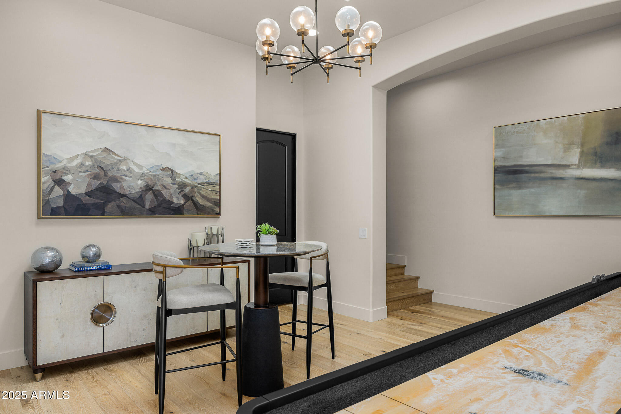 6650 N HILLSIDE Drive