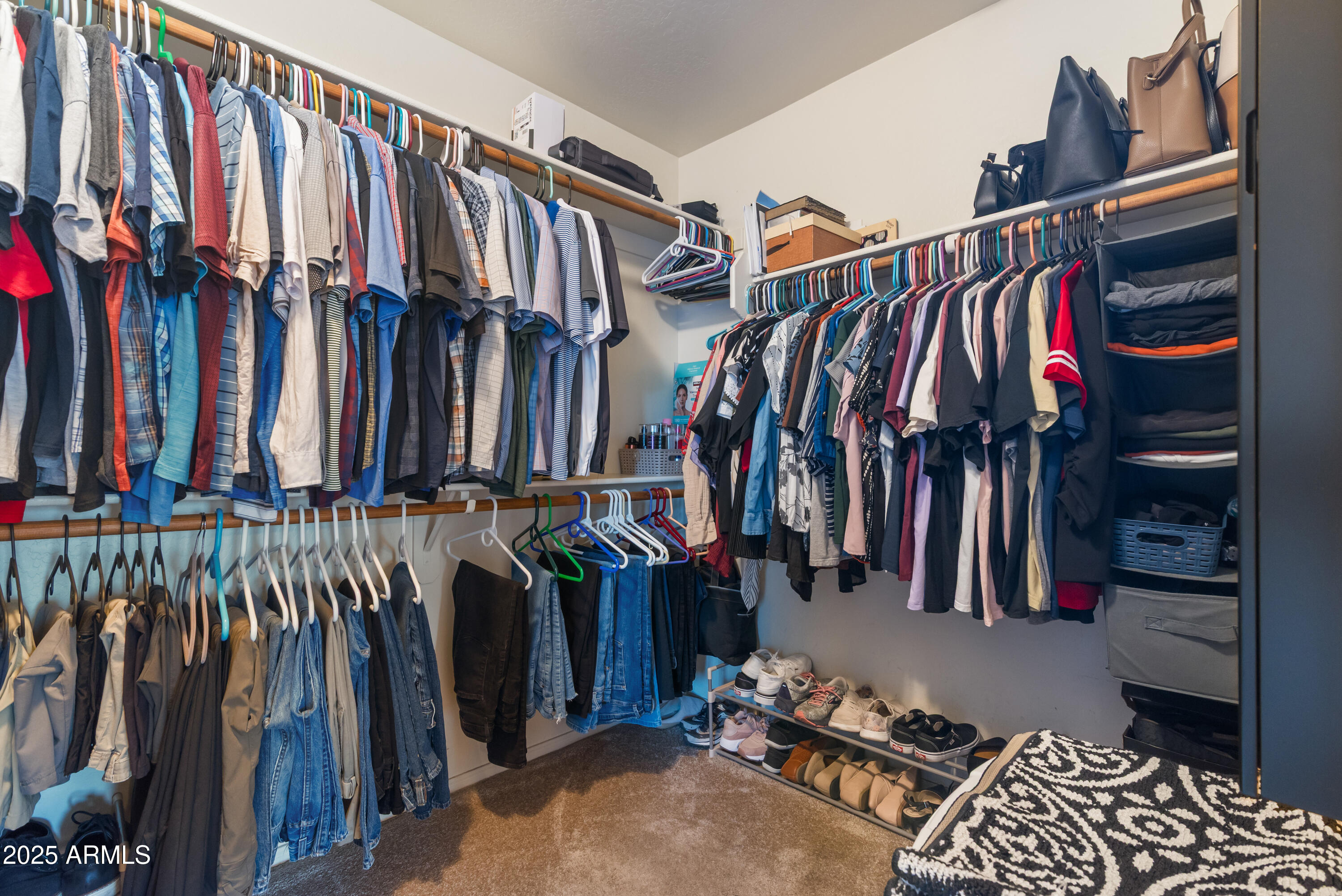 41172 W CAHILL Drive