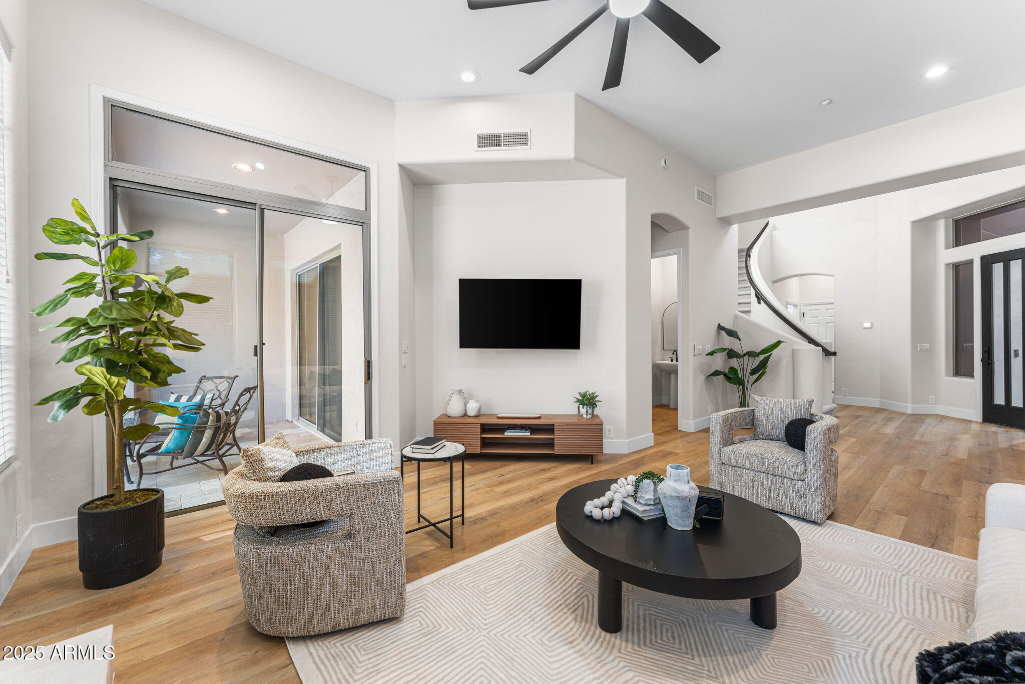 7266 E DEL ACERO Drive