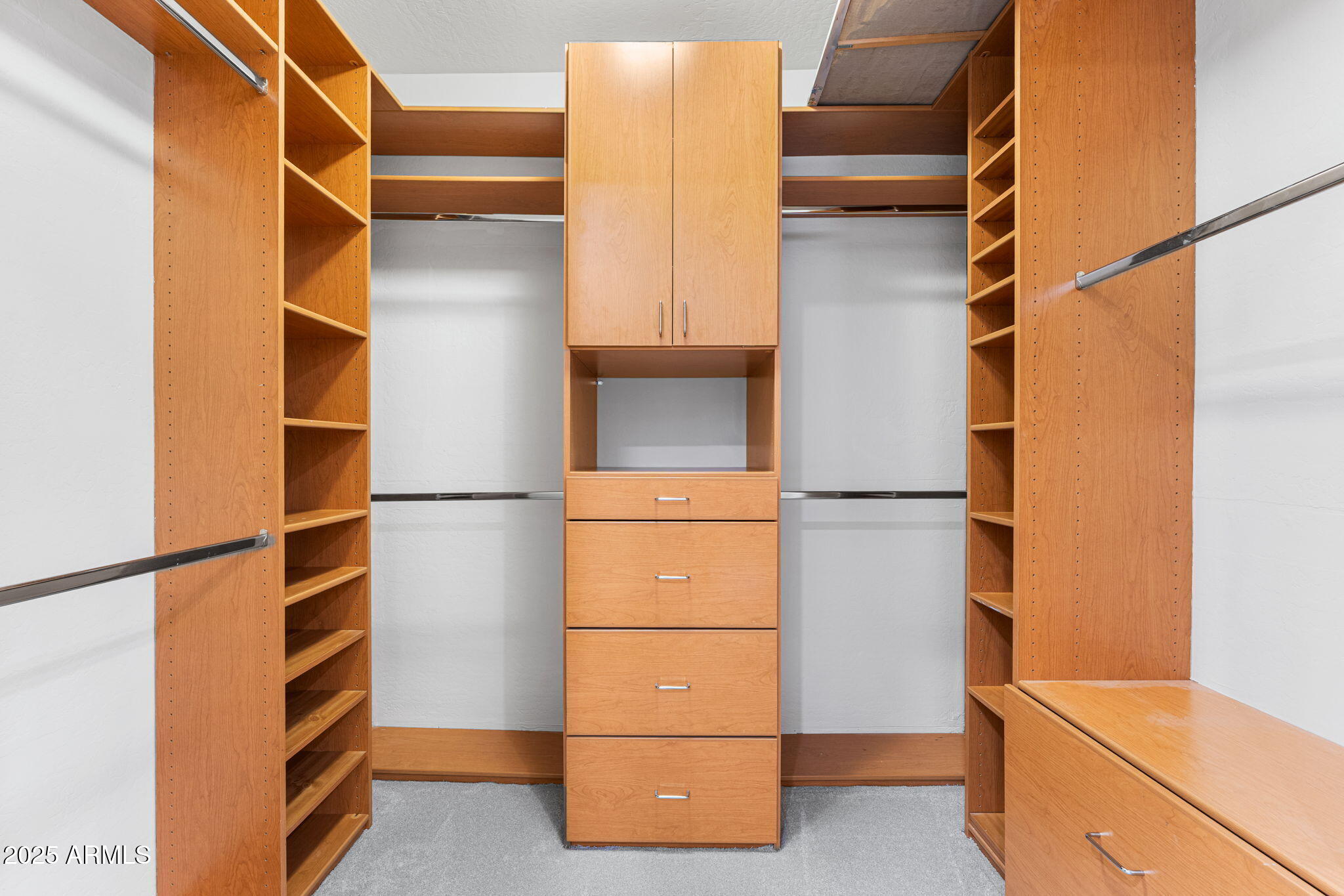 7266 E DEL ACERO Drive