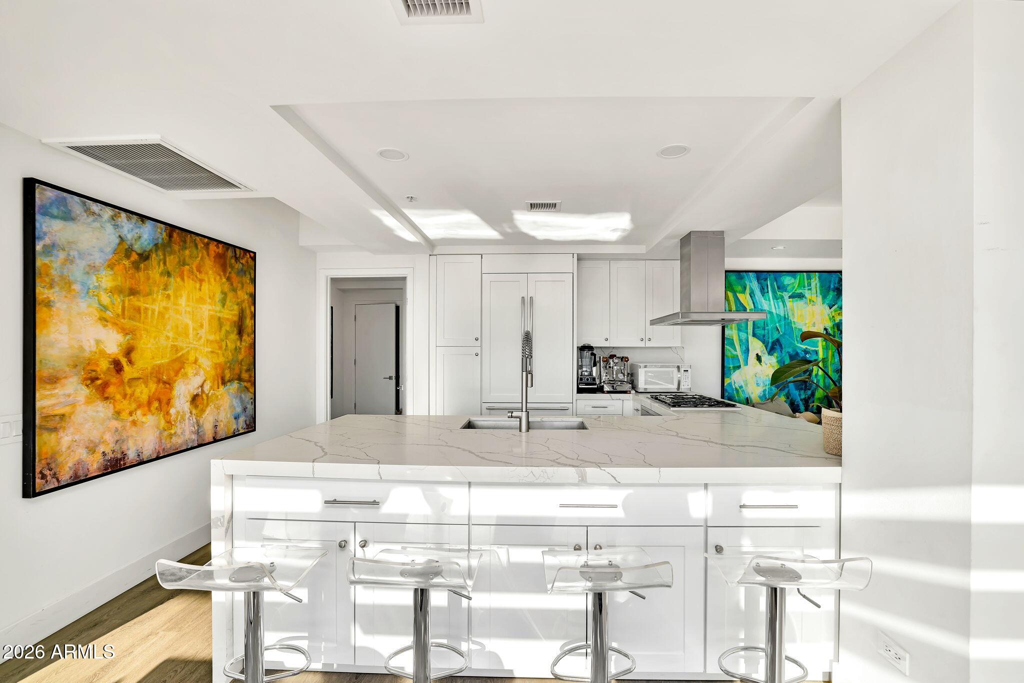 7137 E RANCHO VISTA Drive 7008