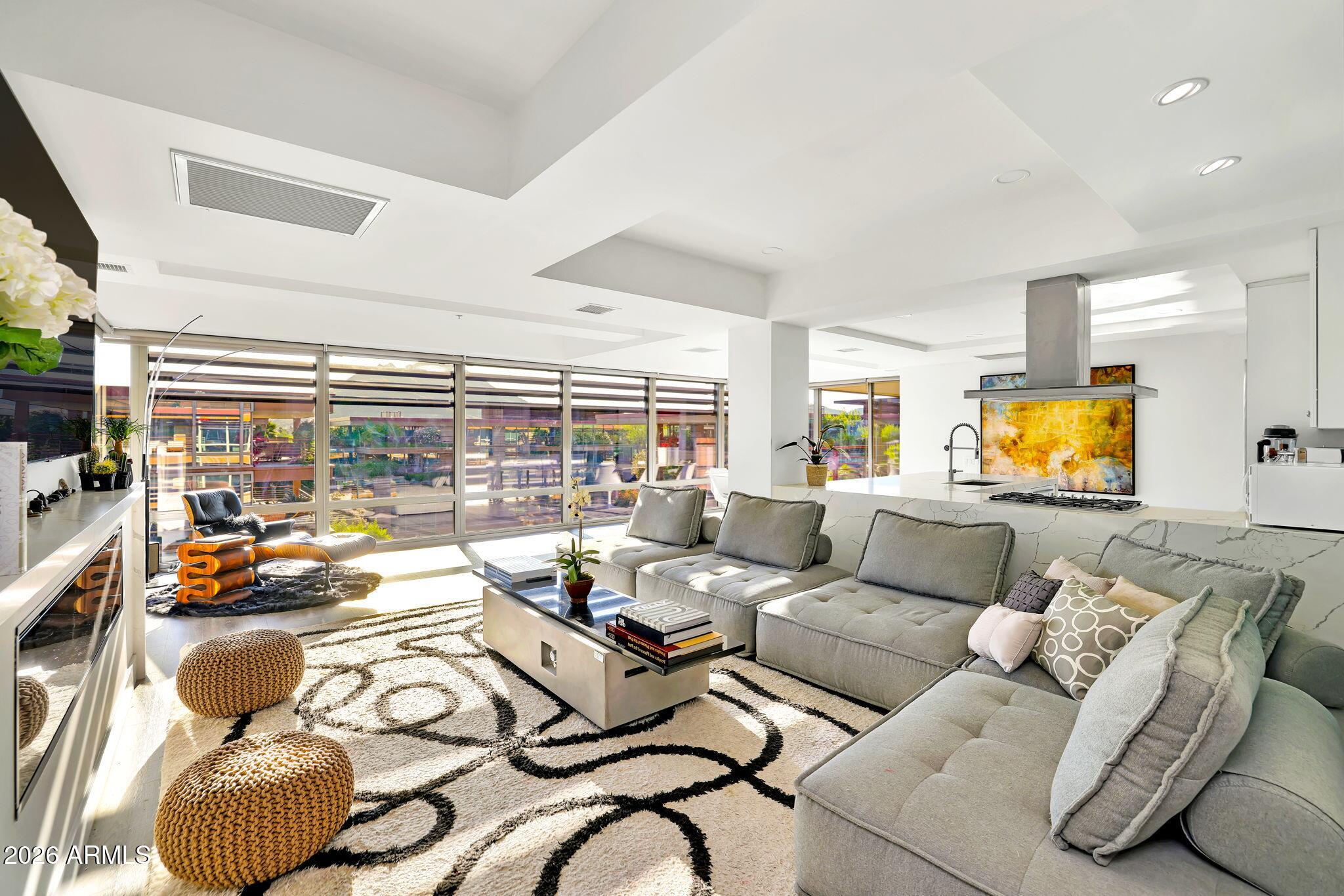 7137 E RANCHO VISTA Drive 7008