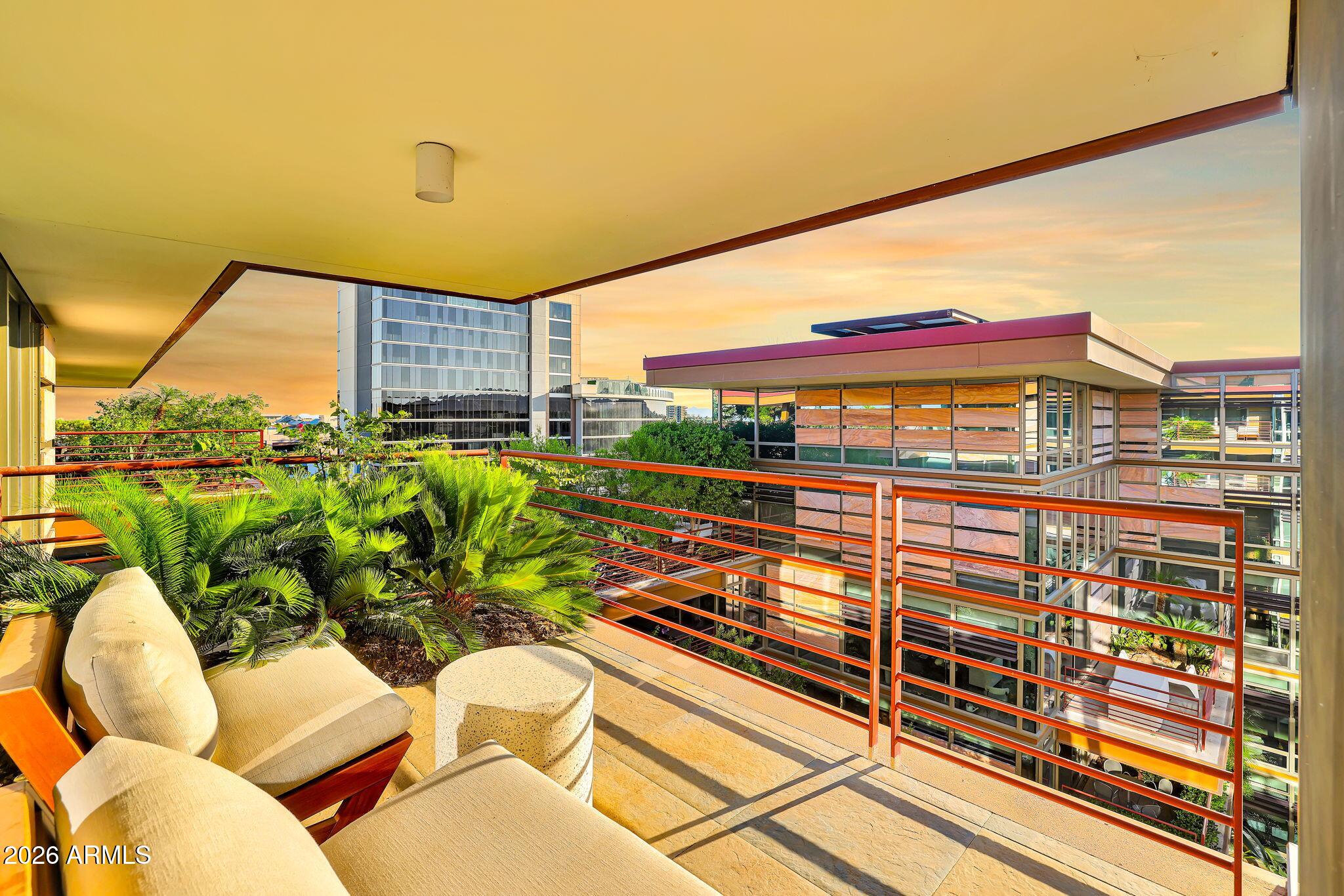 7137 E RANCHO VISTA Drive 7008