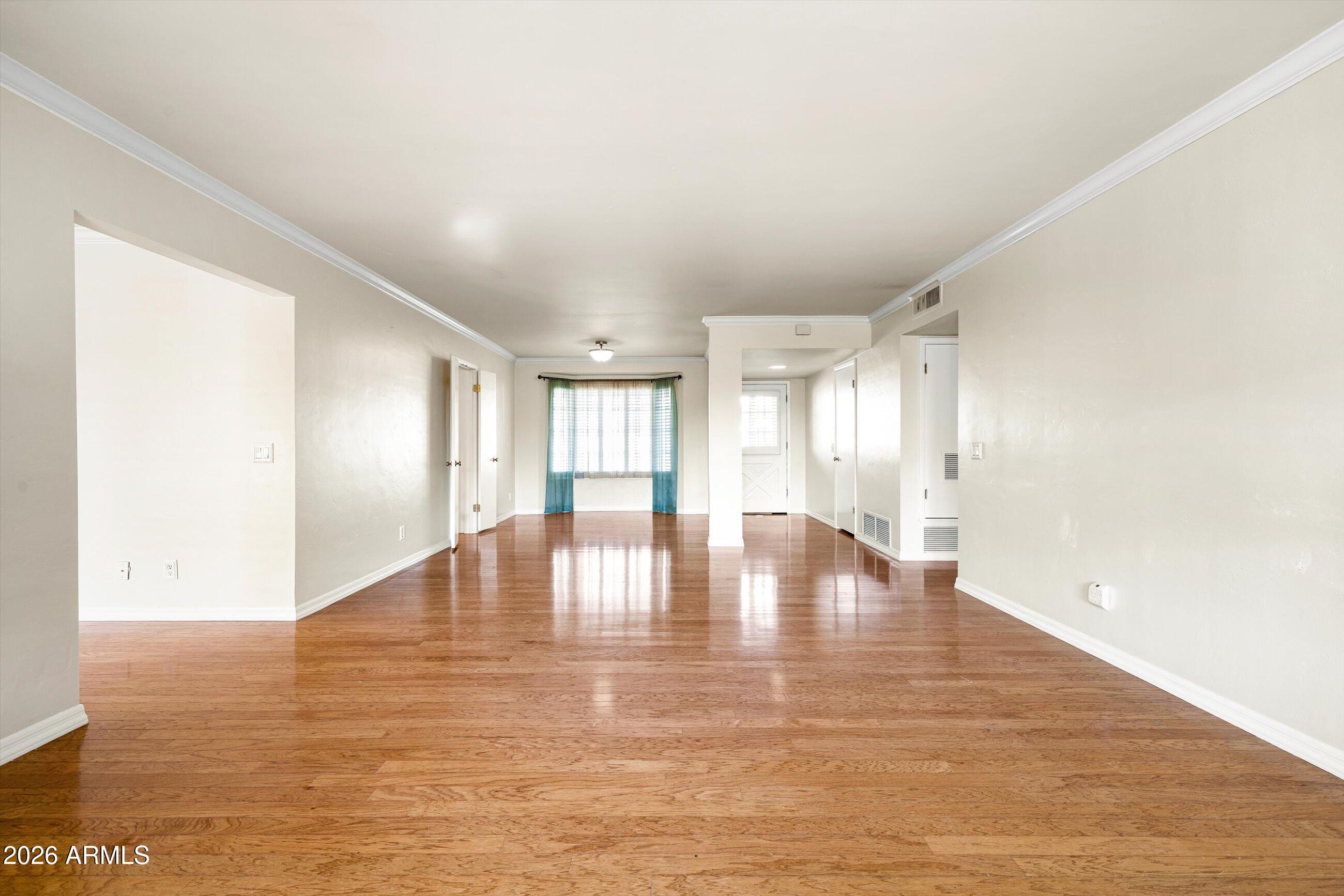 3421 E CAMELBACK Road