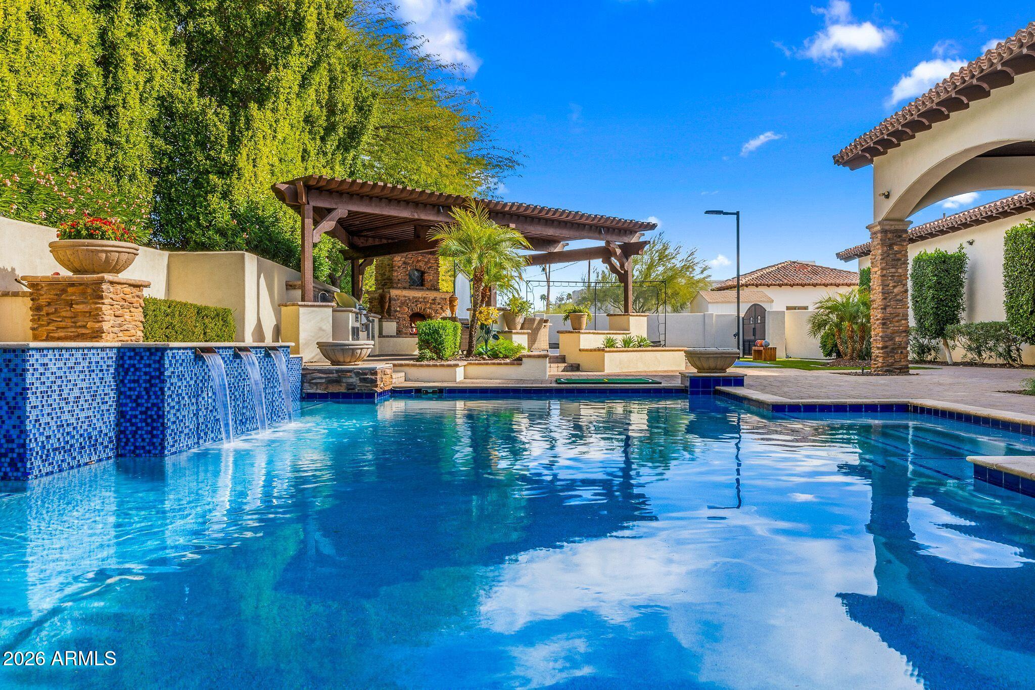 4838 E Palomino Road