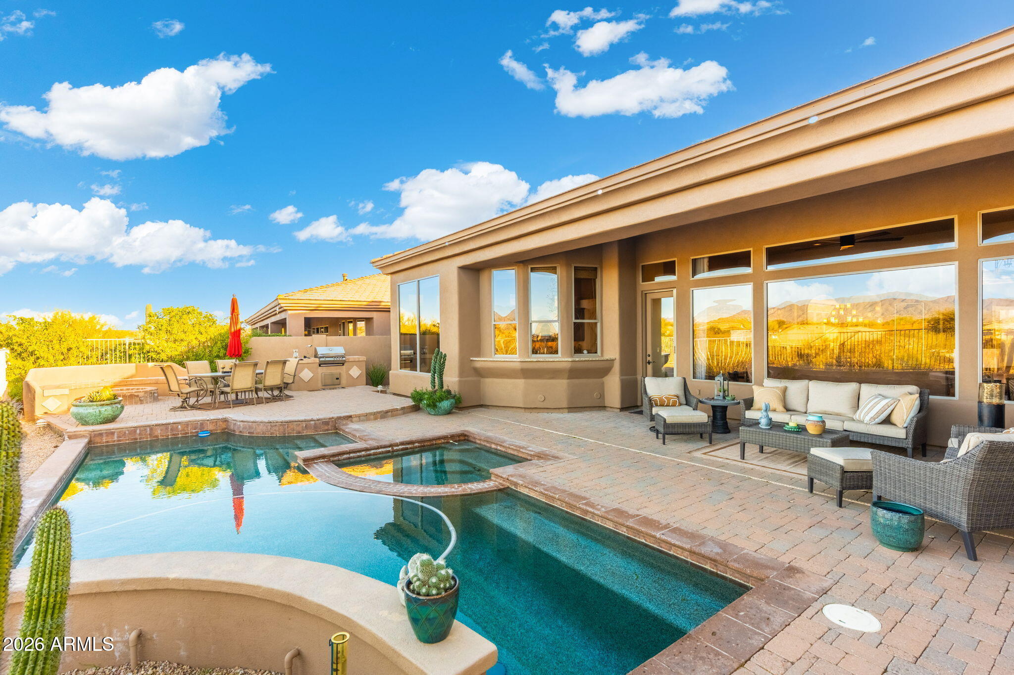 9920 E Peregrine Place