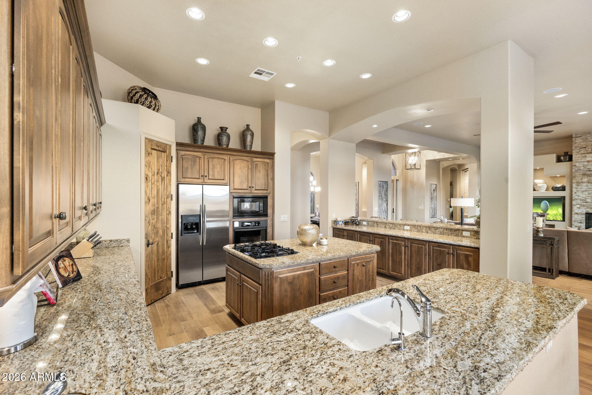 9920 E Peregrine Place