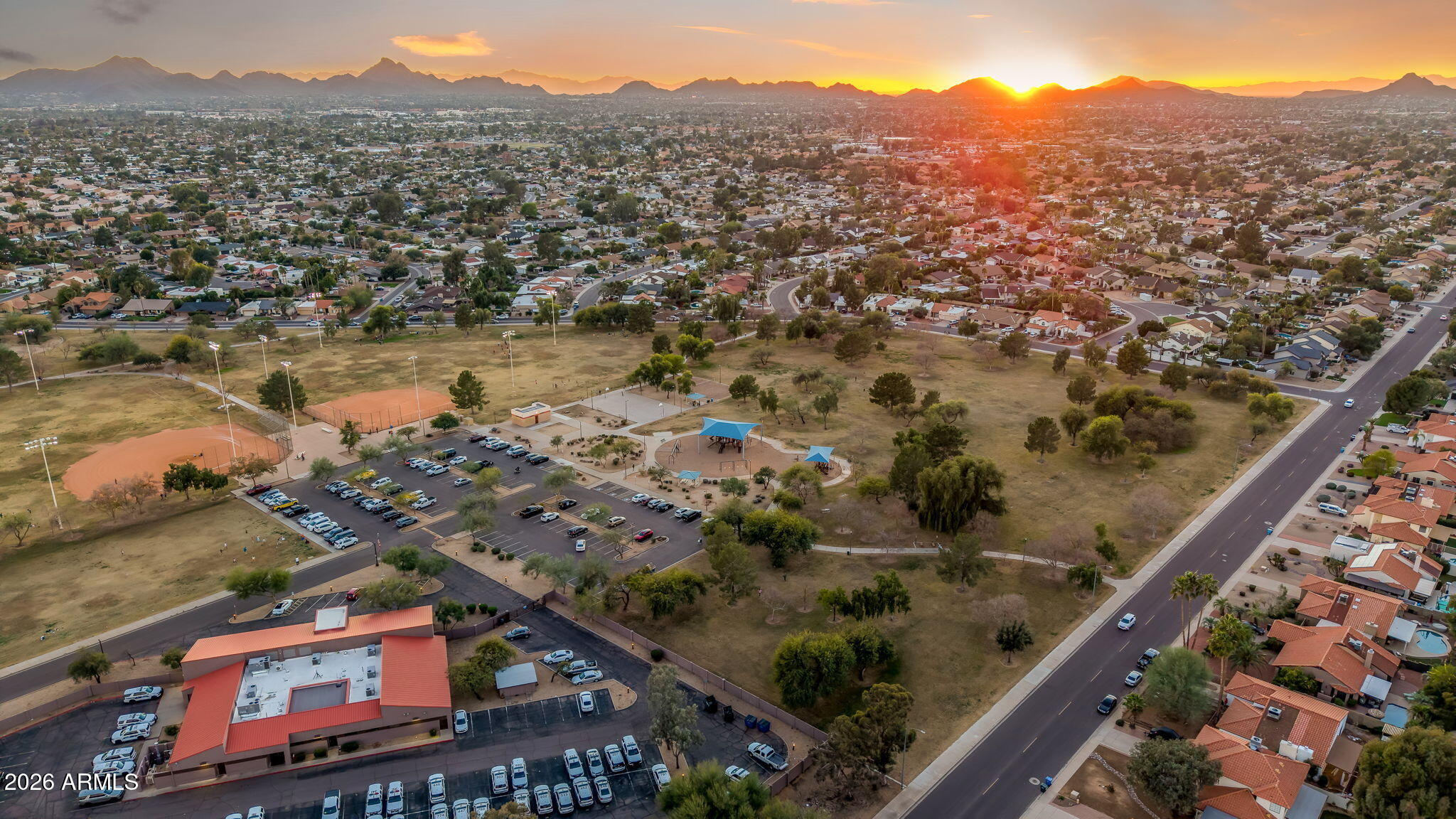 5253 E PARADISE Lane