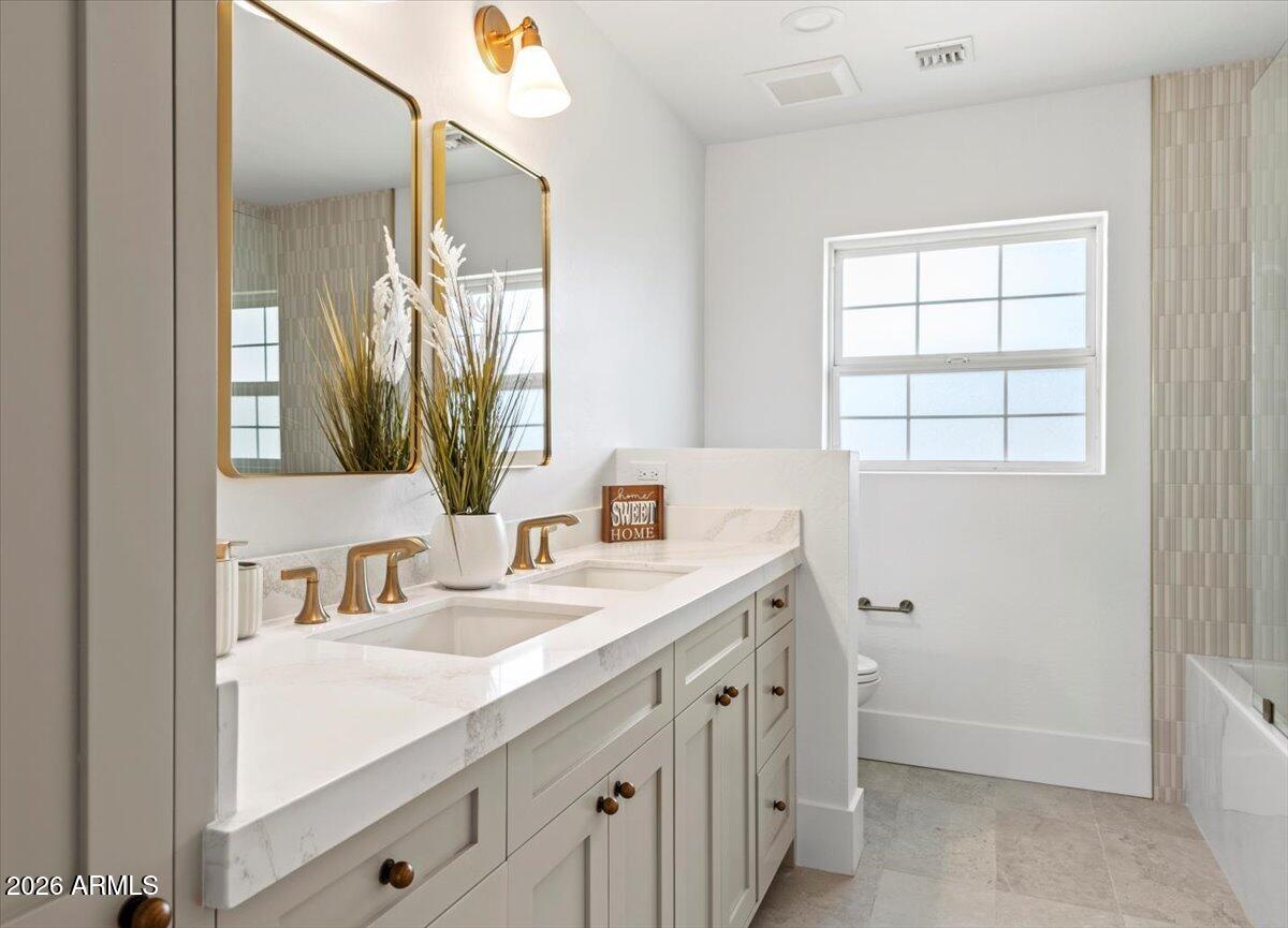 4525 E CALLE VENTURA