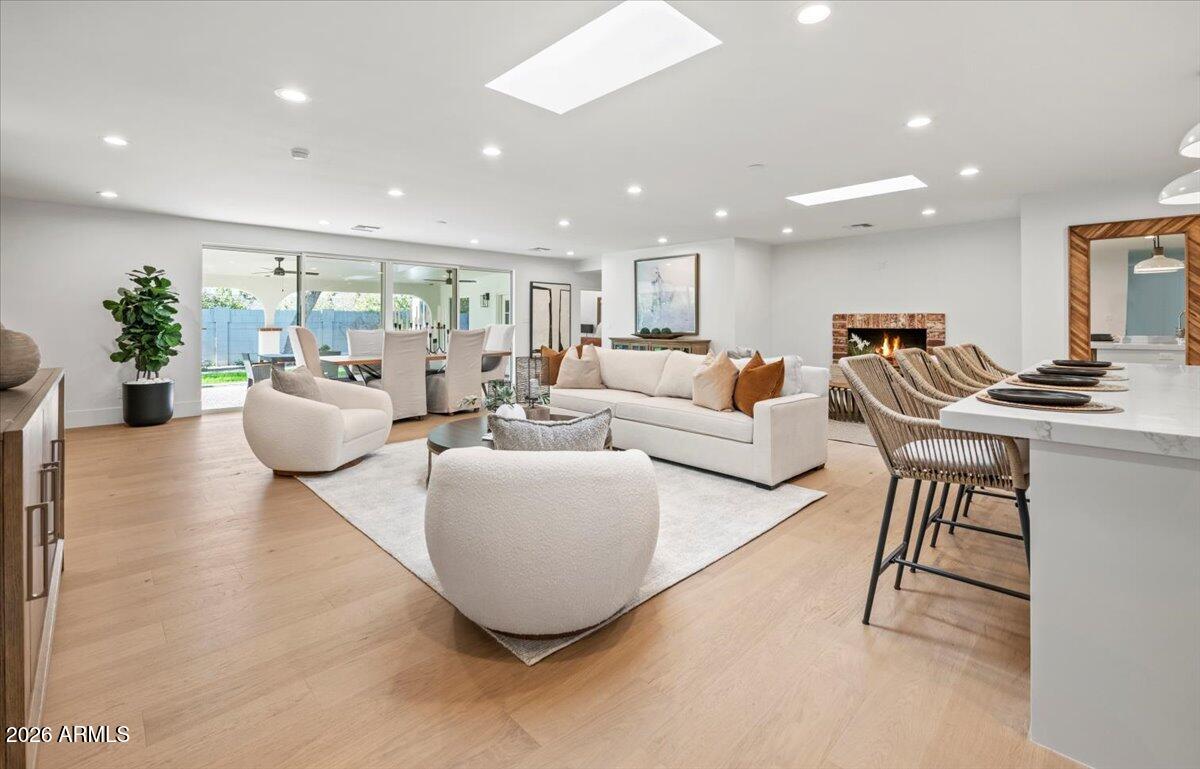 4525 E CALLE VENTURA