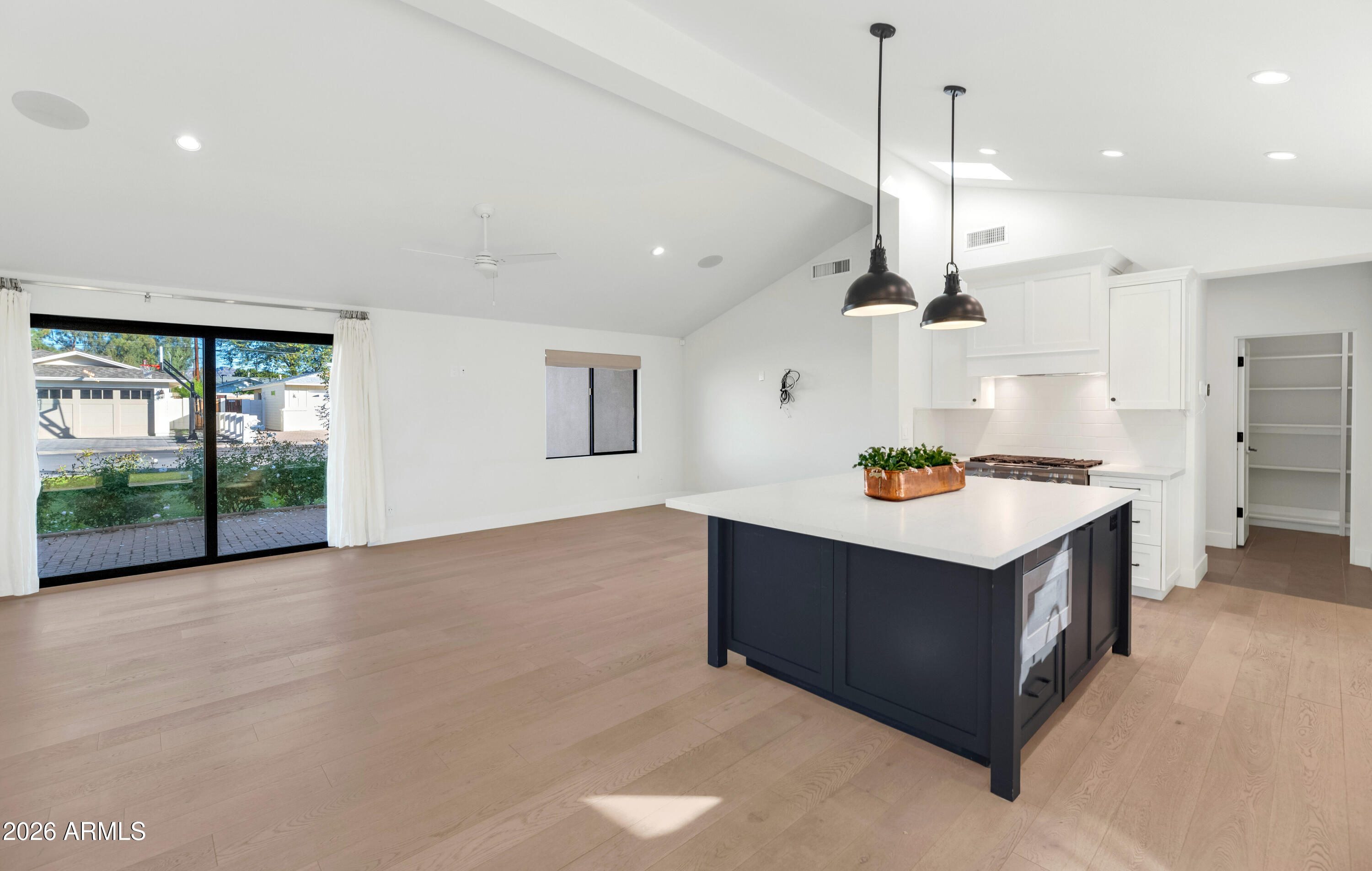 4101 E COOLIDGE Street