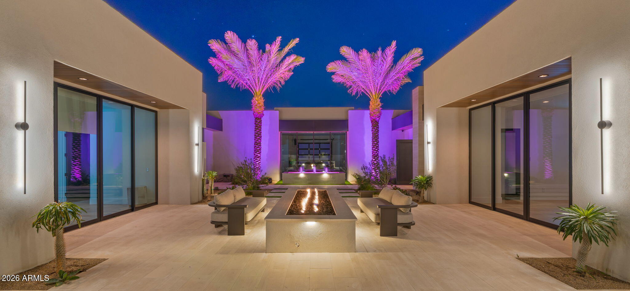 6824 E HUMMINGBIRD Lane