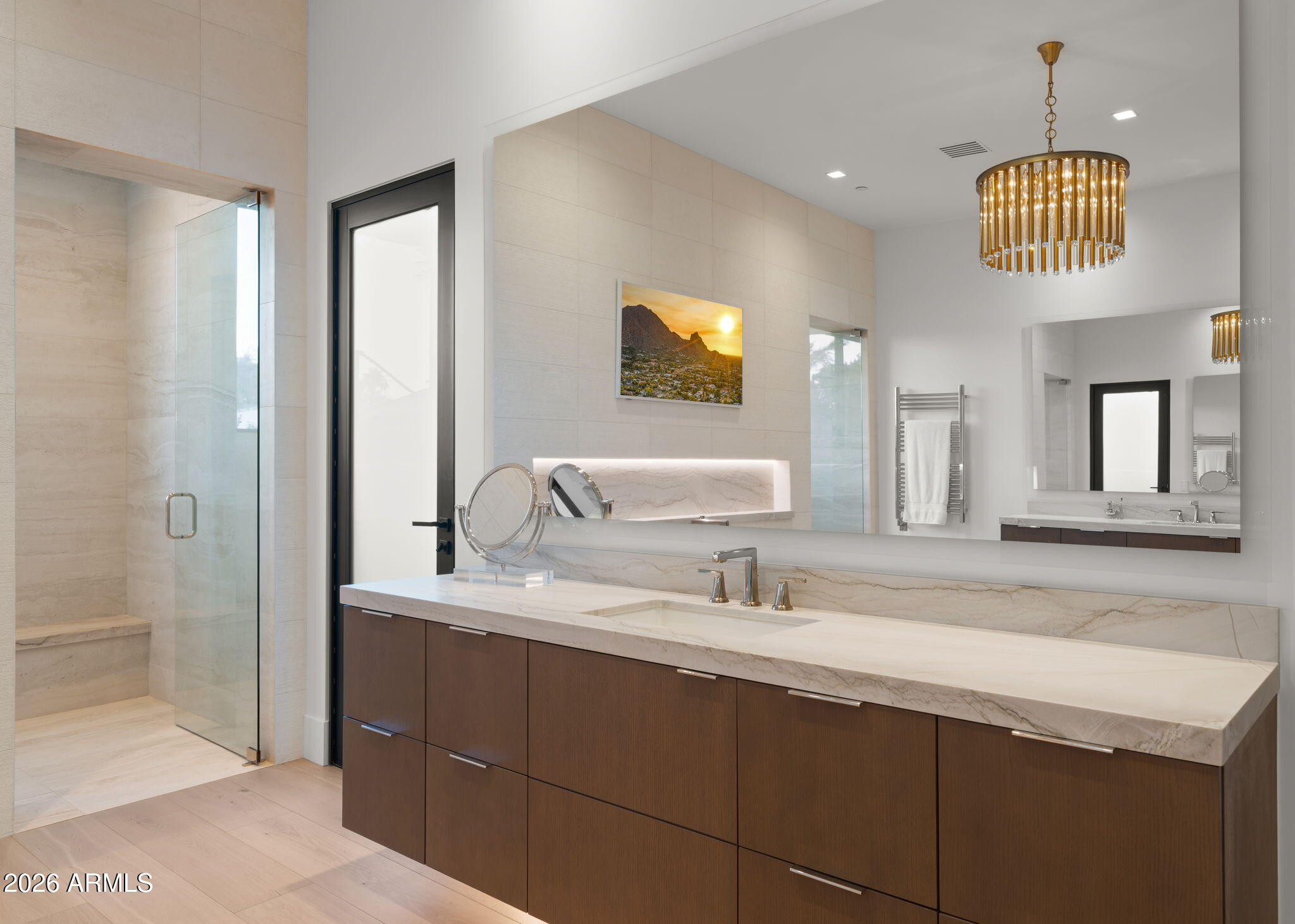 6824 E HUMMINGBIRD Lane