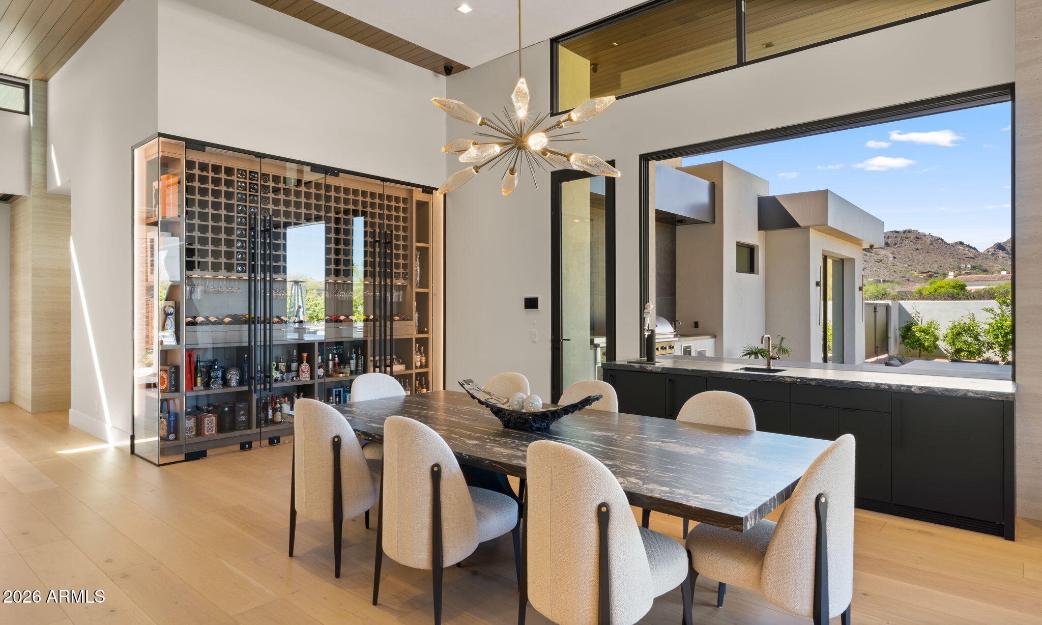 6824 E HUMMINGBIRD Lane