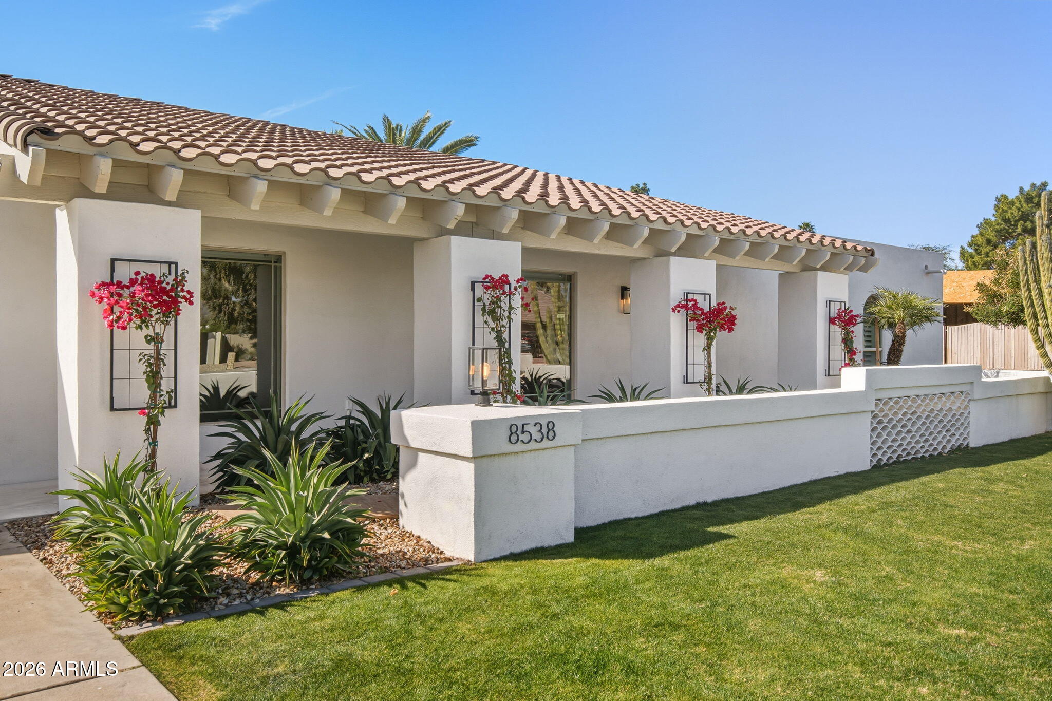 8538 E SAN LORENZO Drive