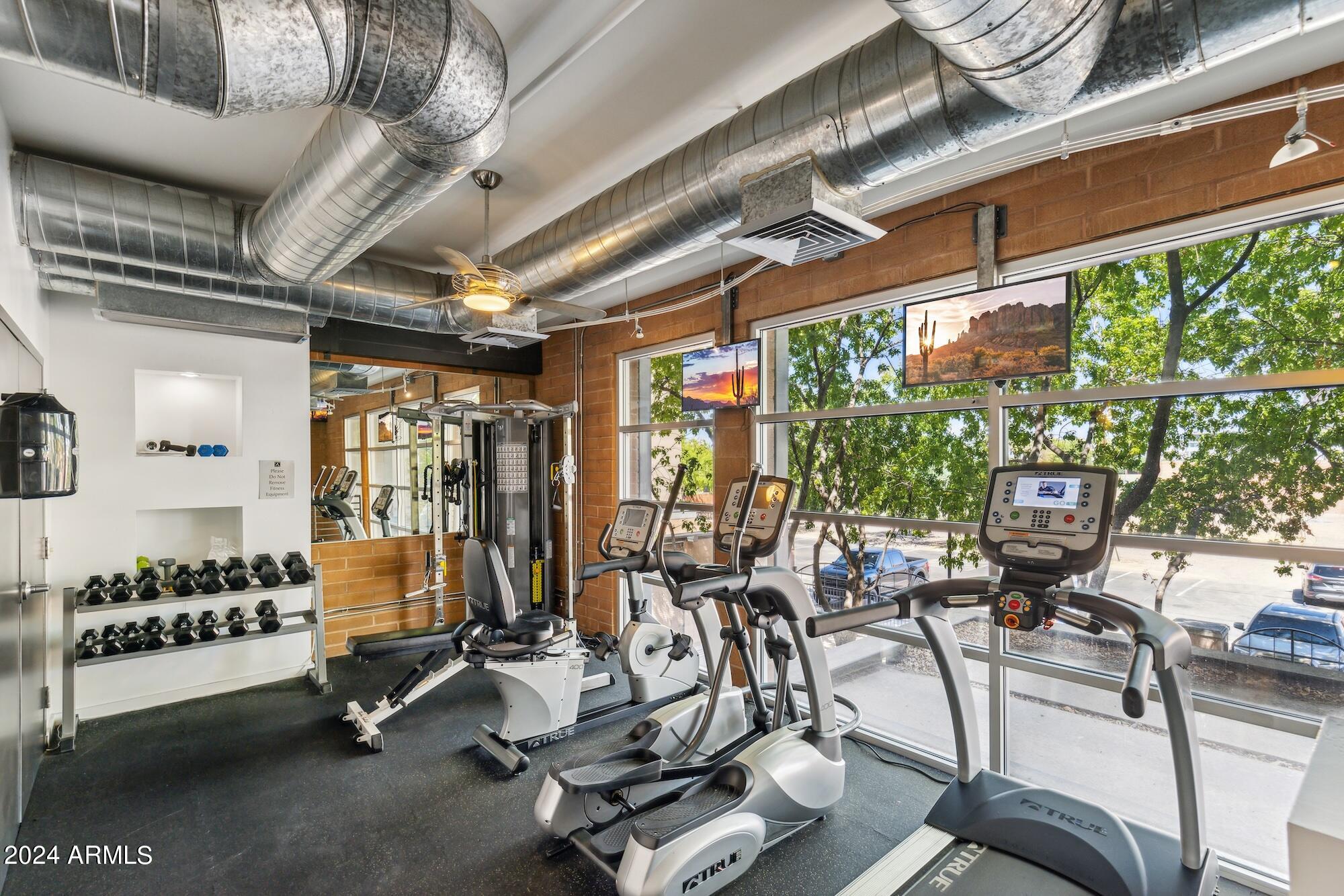 1326 N CENTRAL Avenue 413B