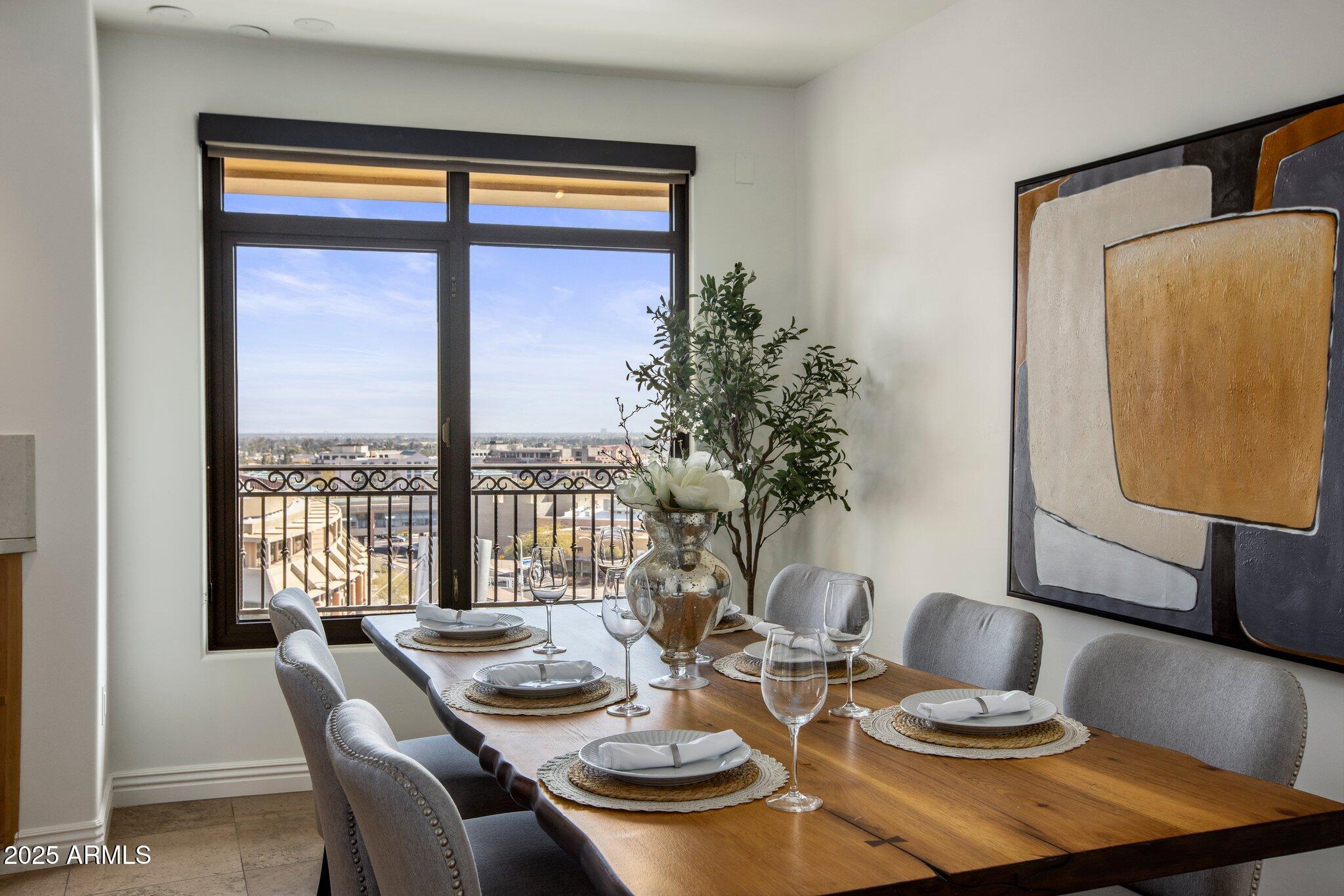 7181 E Camelback Road 904
