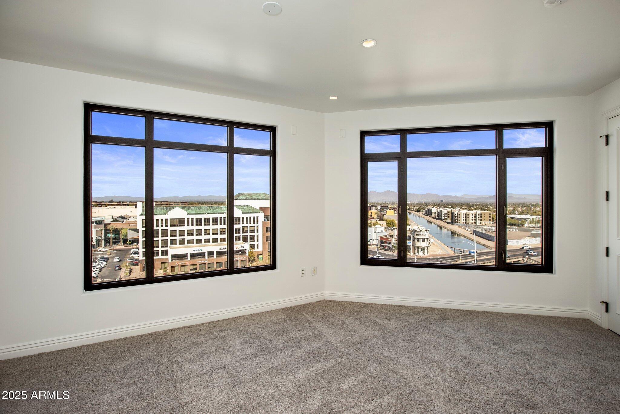 7181 E Camelback Road 904