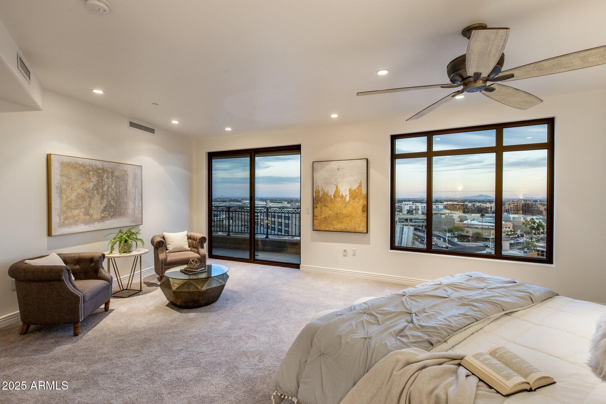 7181 E Camelback Road 904