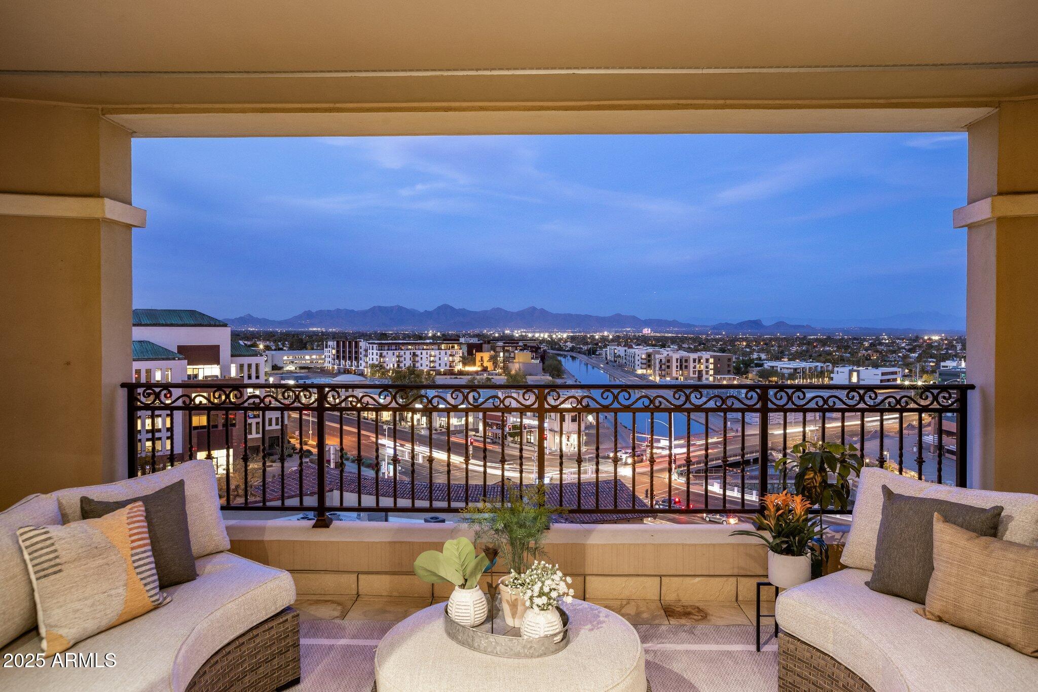 7181 E Camelback Road 904