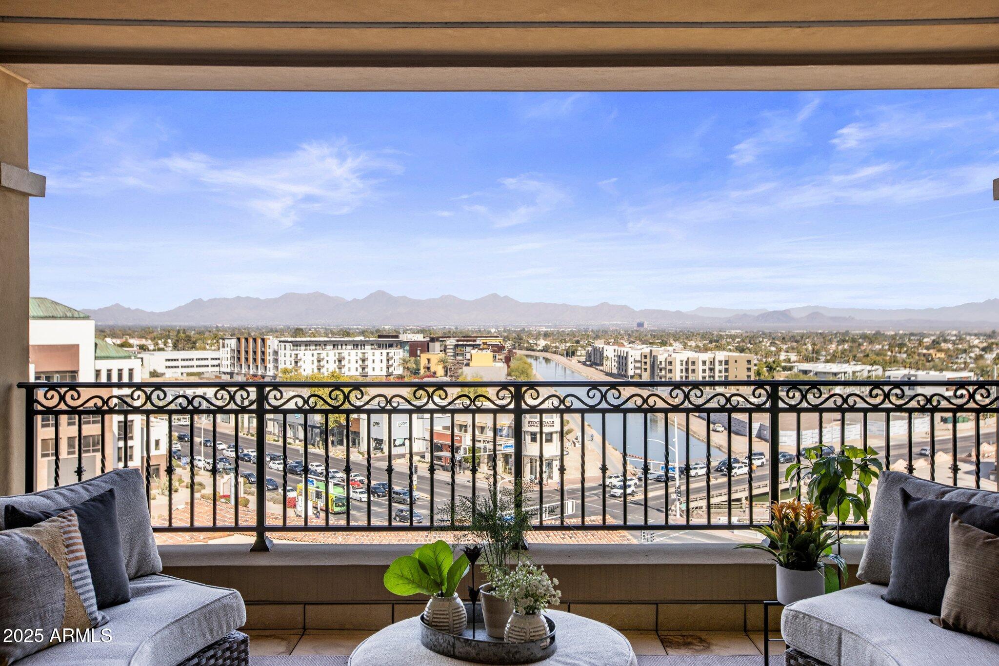7181 E Camelback Road 904