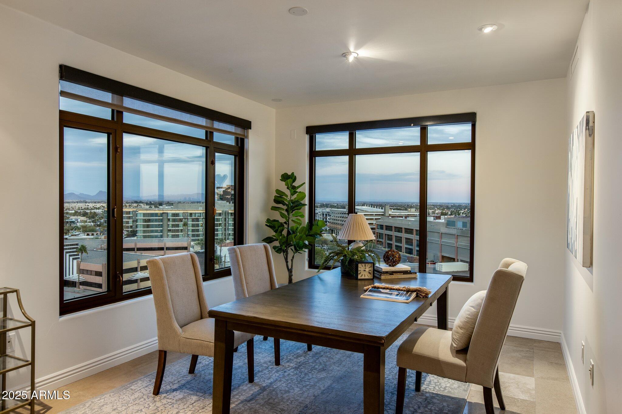 7181 E Camelback Road 904