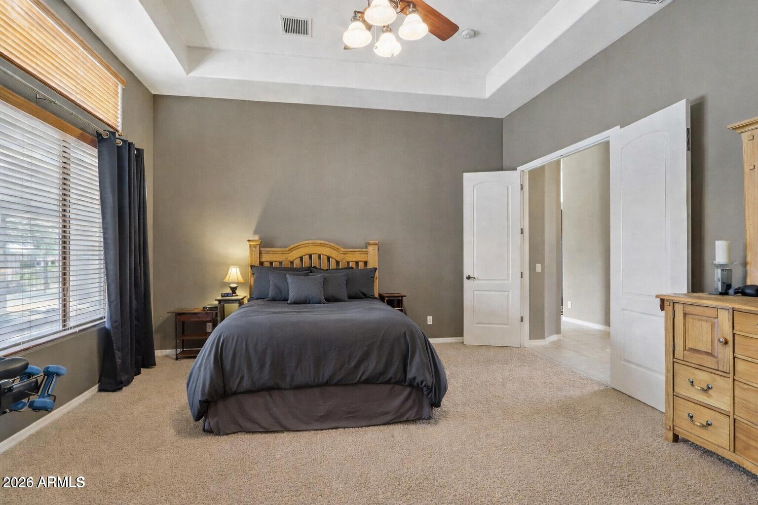 3019 W CARRIAGE Drive