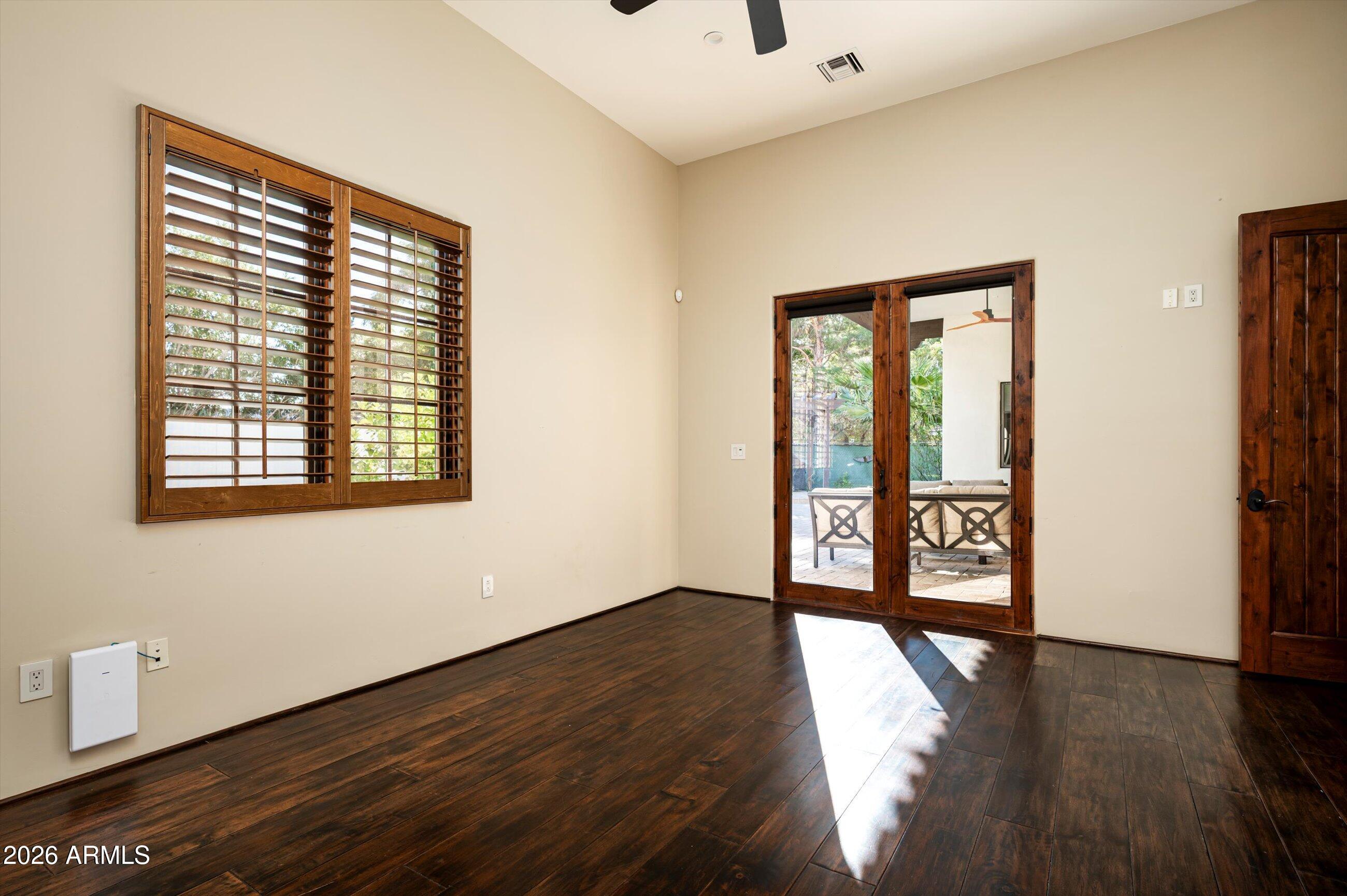 5807 E ORANGE BLOSSOM Lane