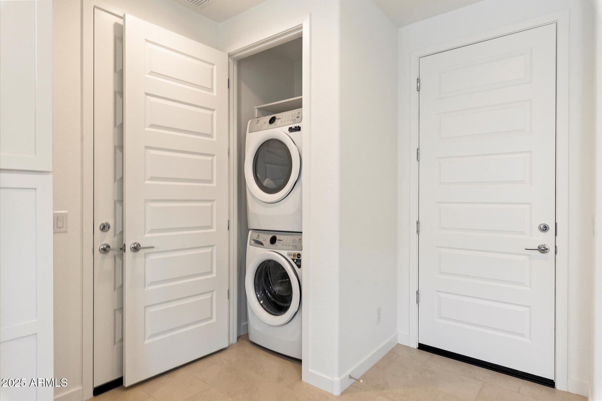 16677 W CHARLOTTE Drive