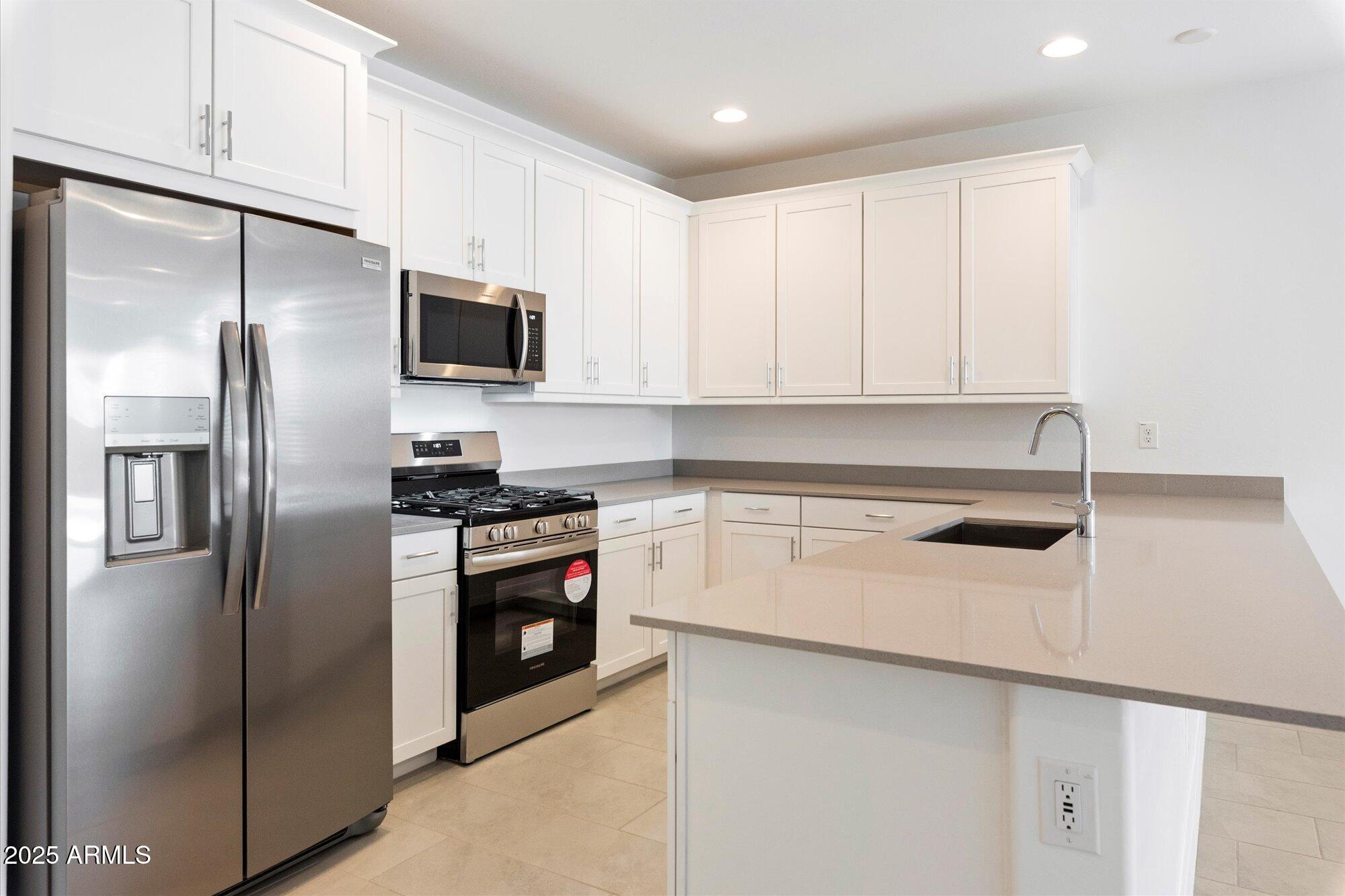 16677 W CHARLOTTE Drive