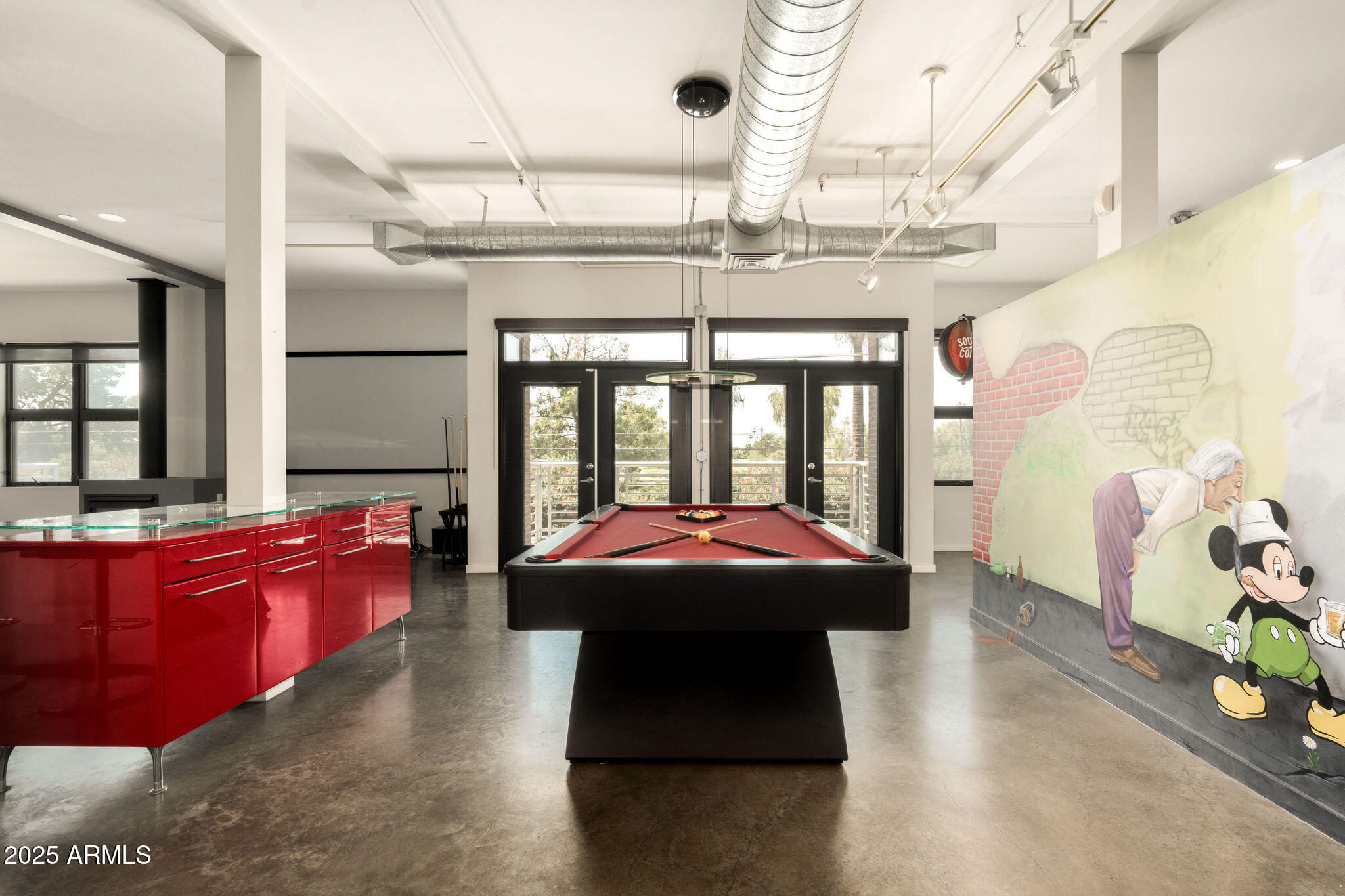 914 E OSBORN Road 202