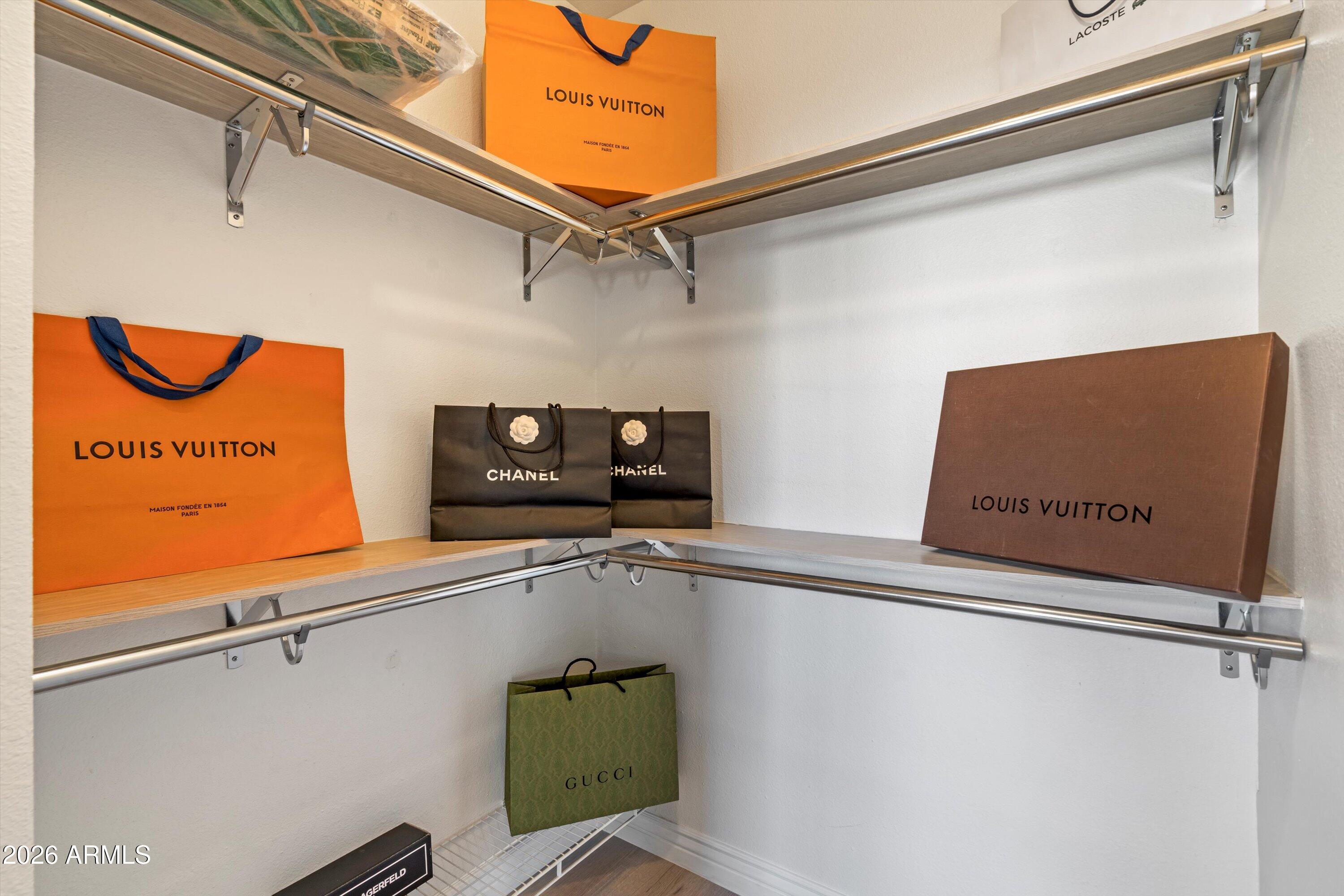 20100 N 78TH Place 1179