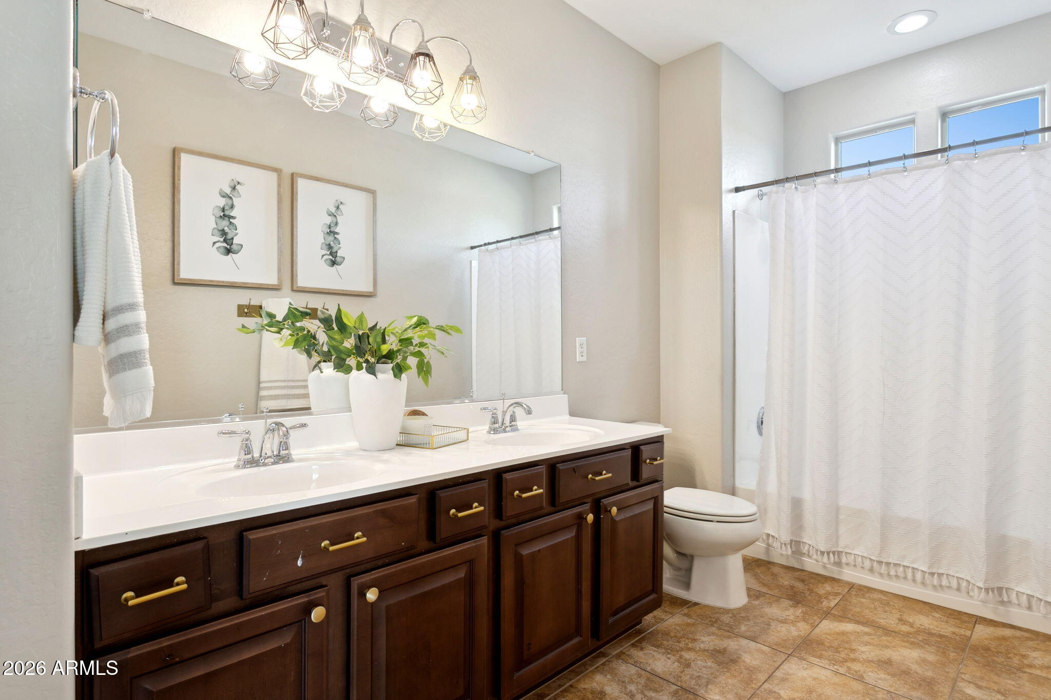 10723 E Deawalter Avenue