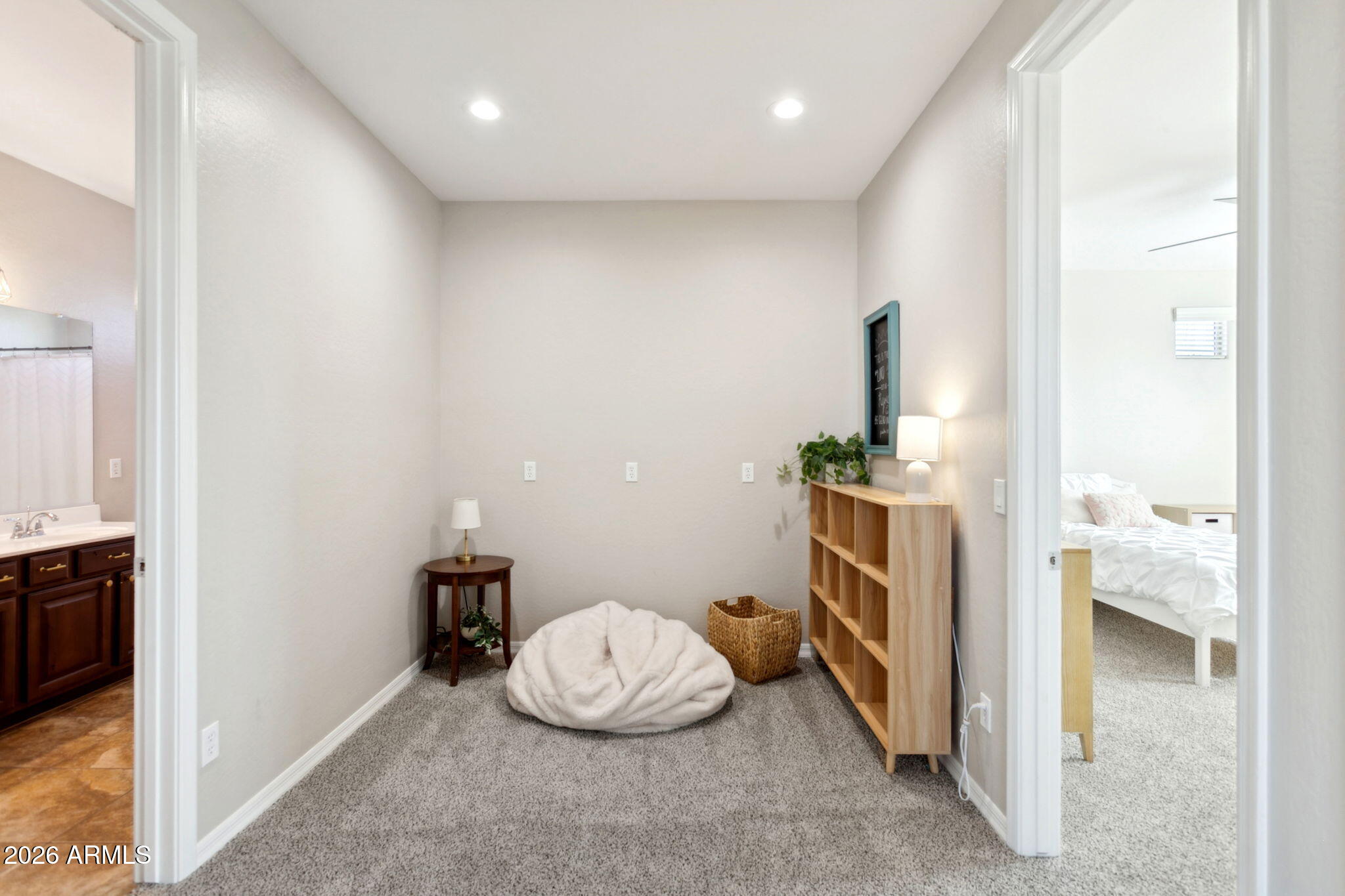 10723 E Deawalter Avenue