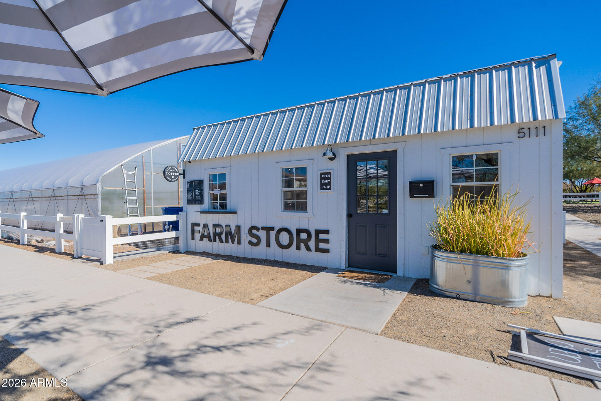 10723 E Deawalter Avenue