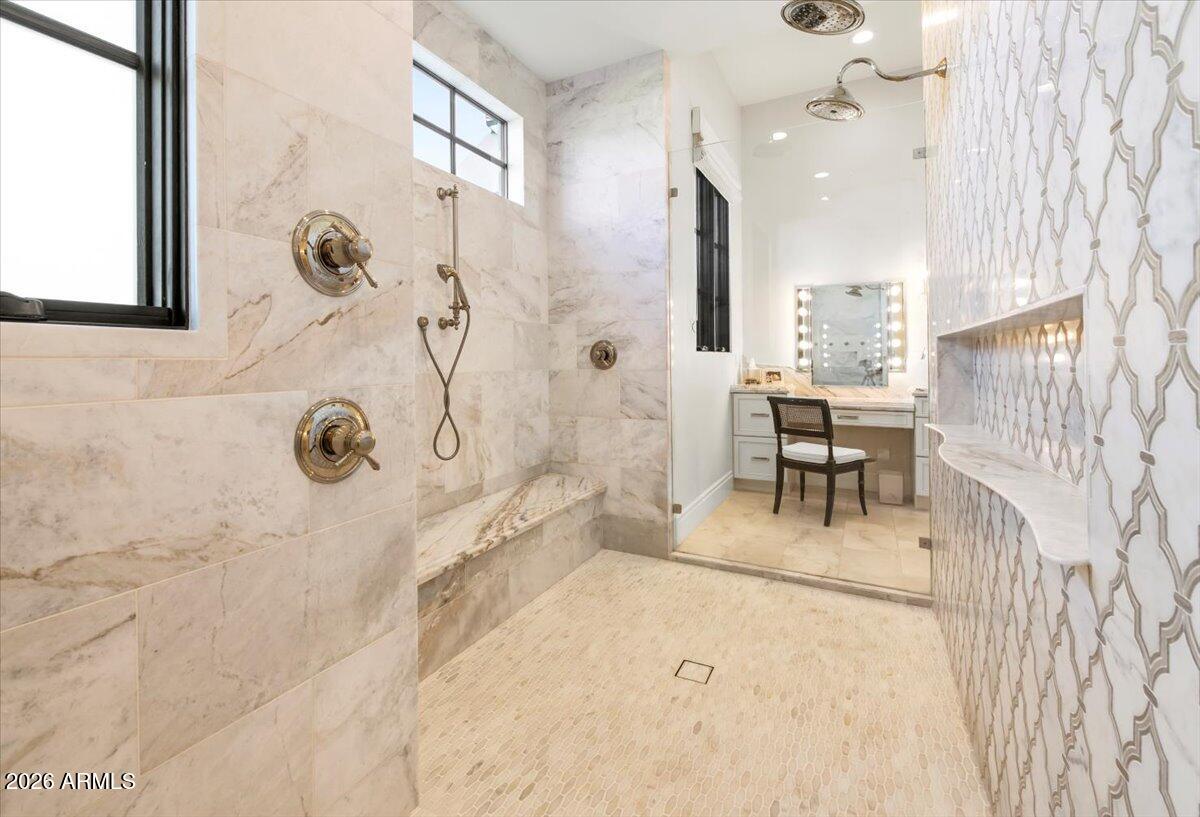 5022 E ORCHID Lane