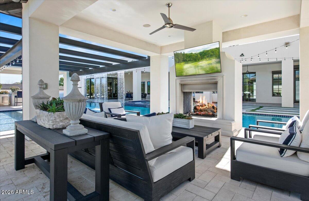 5022 E ORCHID Lane