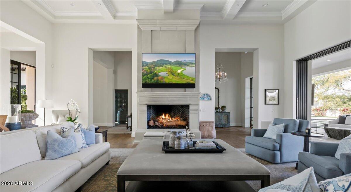 5022 E ORCHID Lane