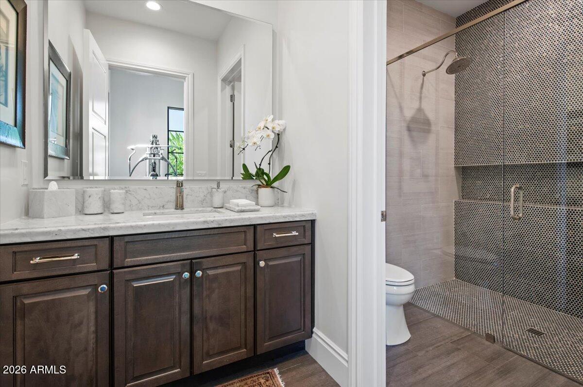 5022 E ORCHID Lane