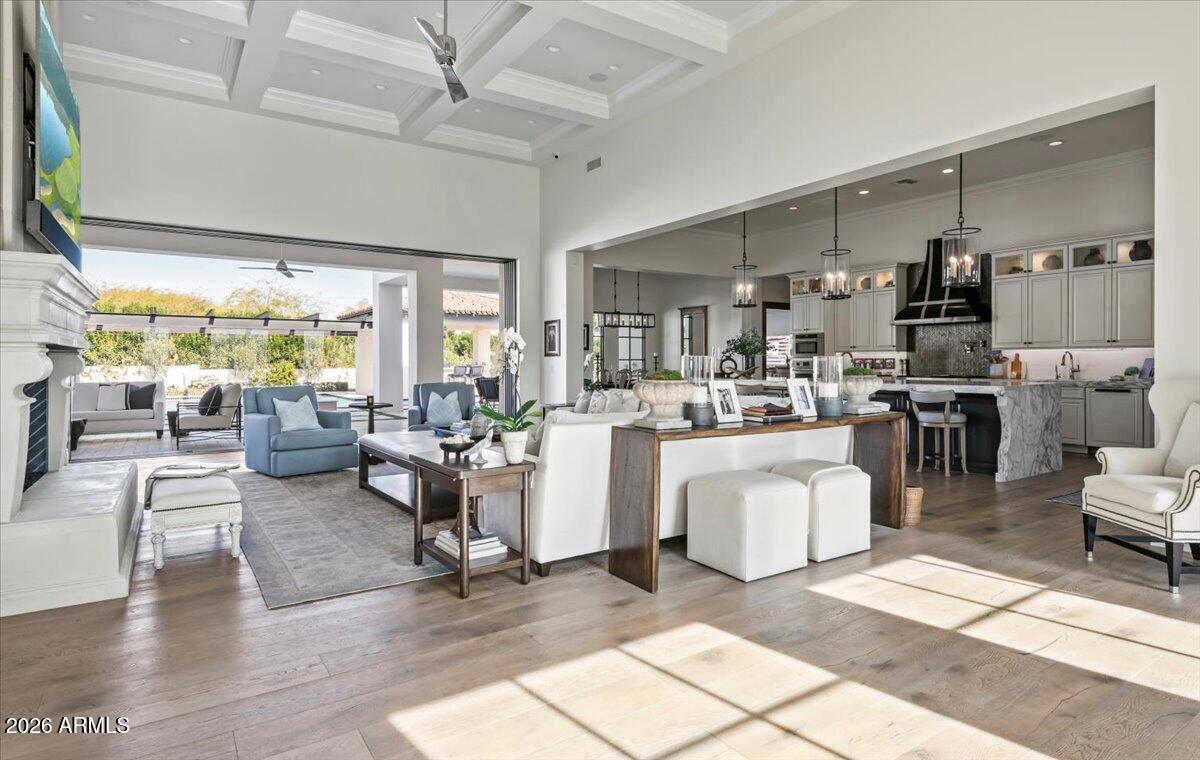 5022 E ORCHID Lane