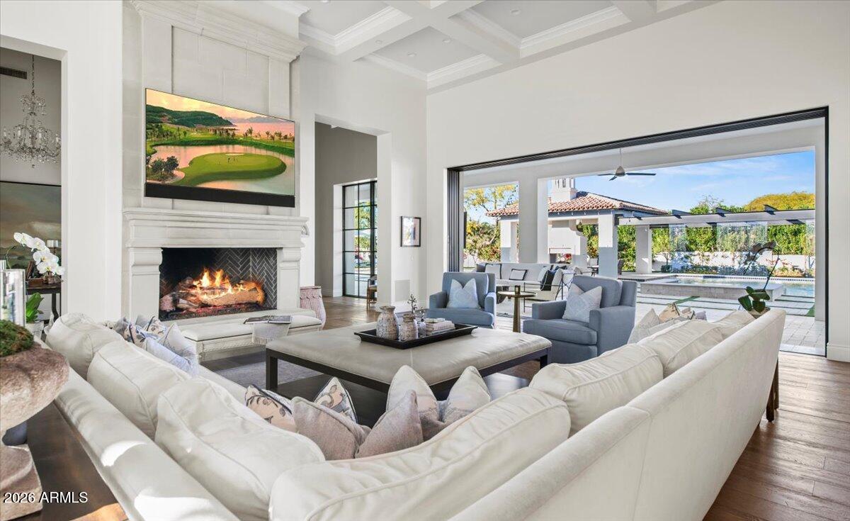 5022 E ORCHID Lane