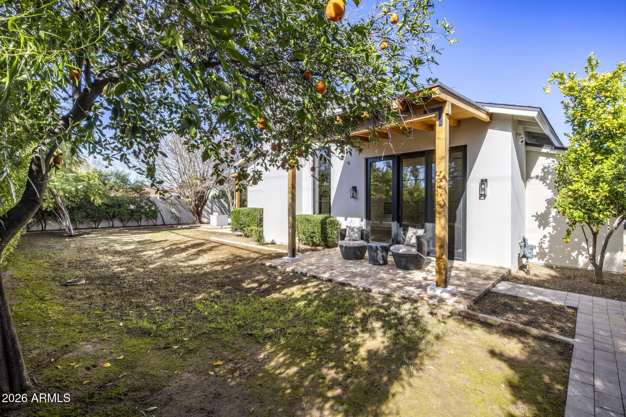 3727 E CLARENDON Avenue