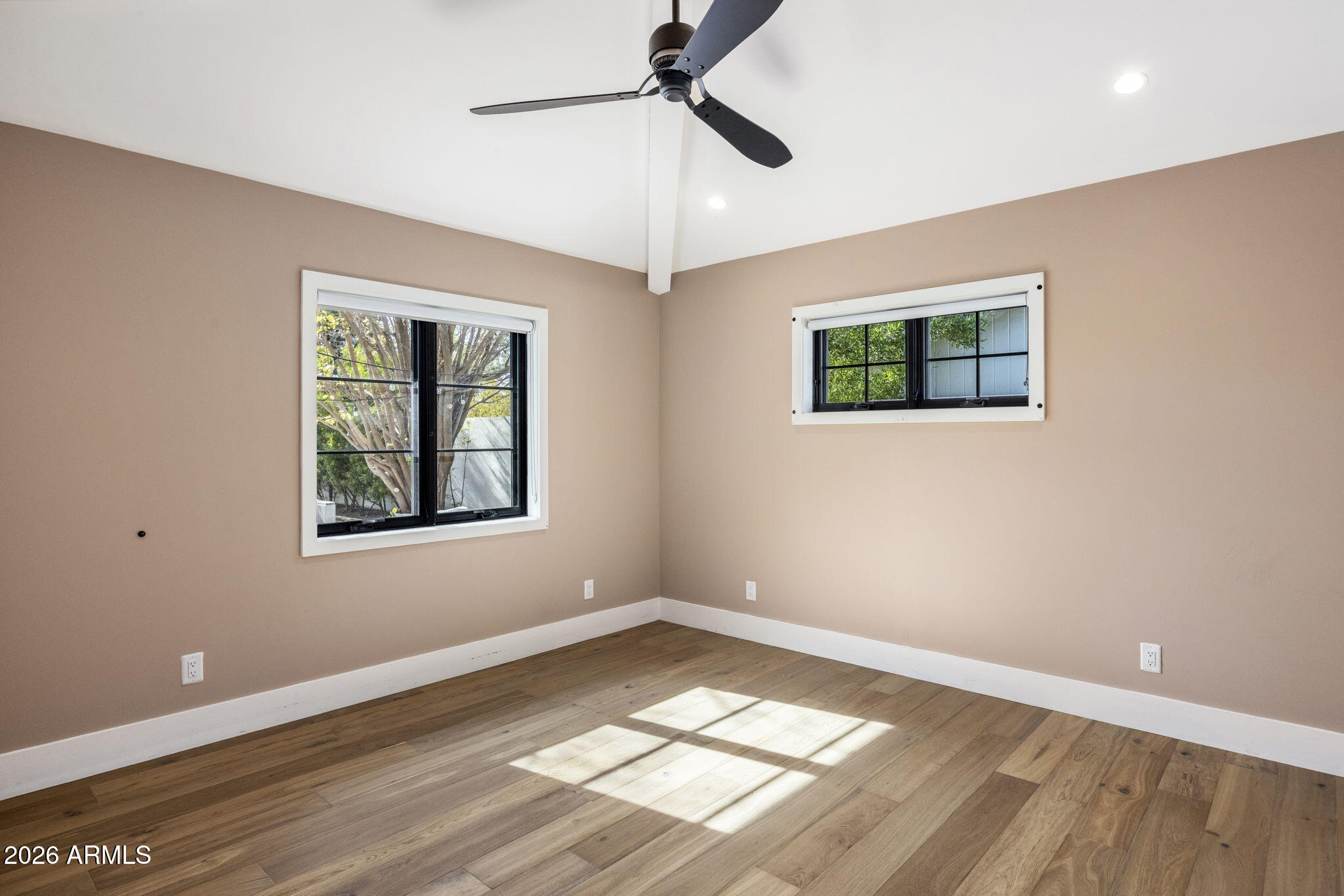 3727 E CLARENDON Avenue