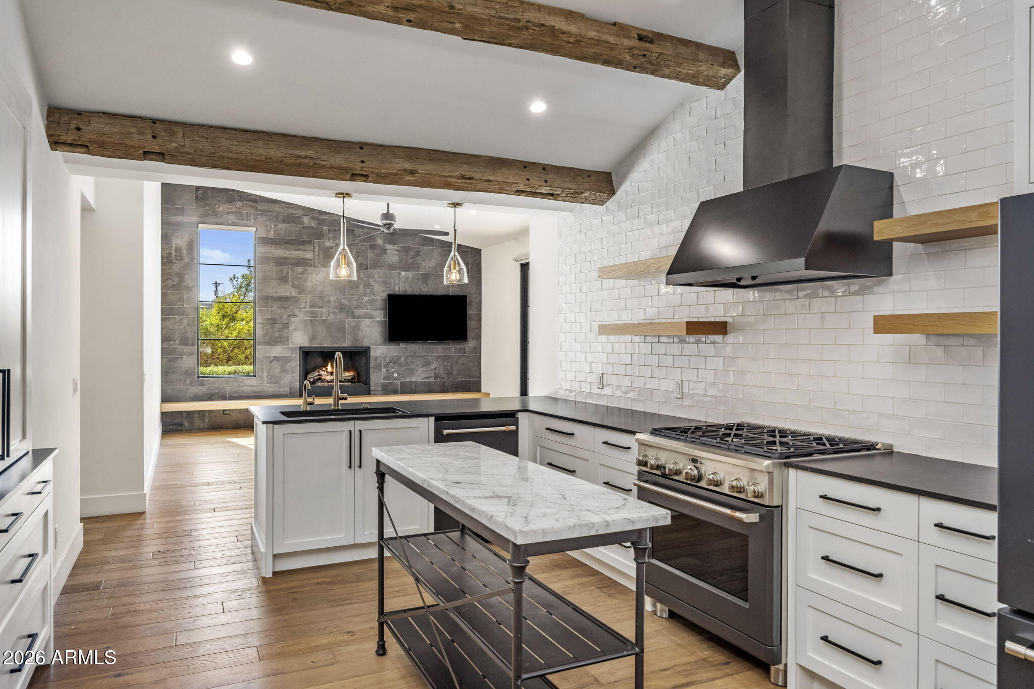 3727 E CLARENDON Avenue