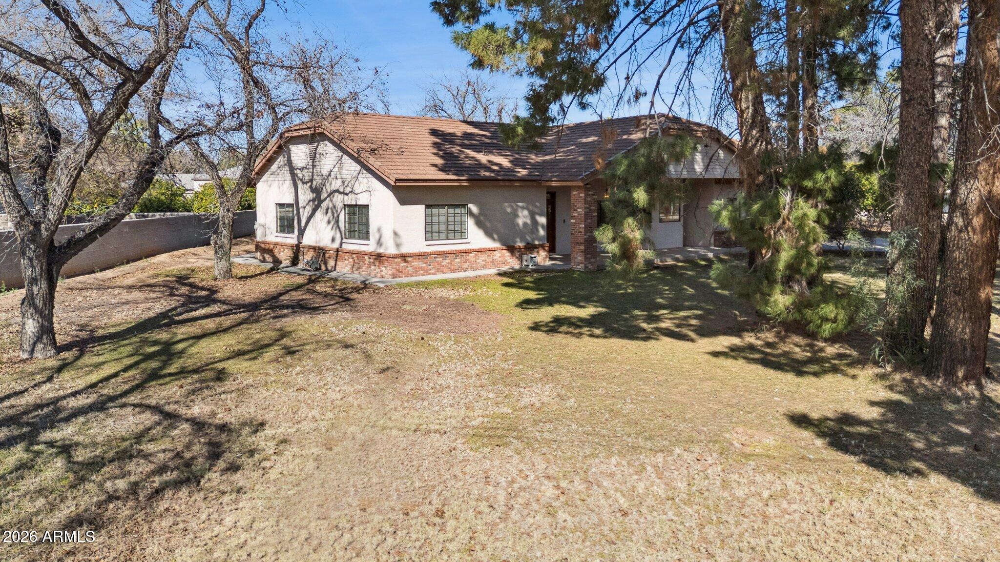 7002 W Surrey Avenue