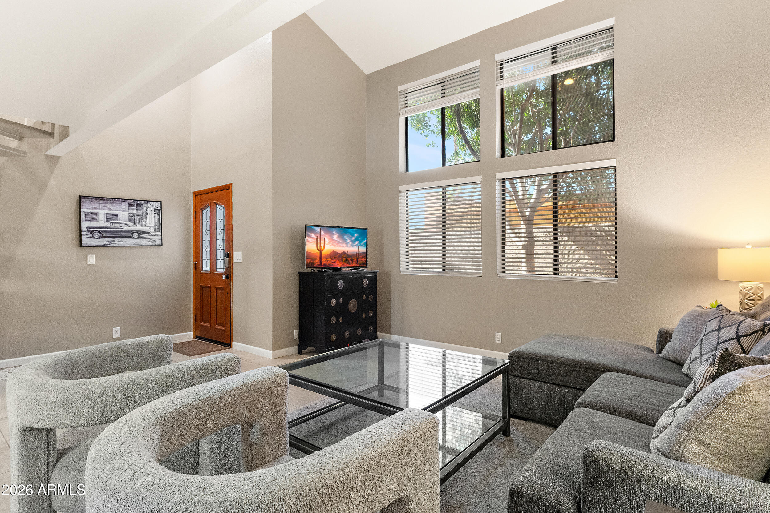 7858 E GLENROSA Avenue