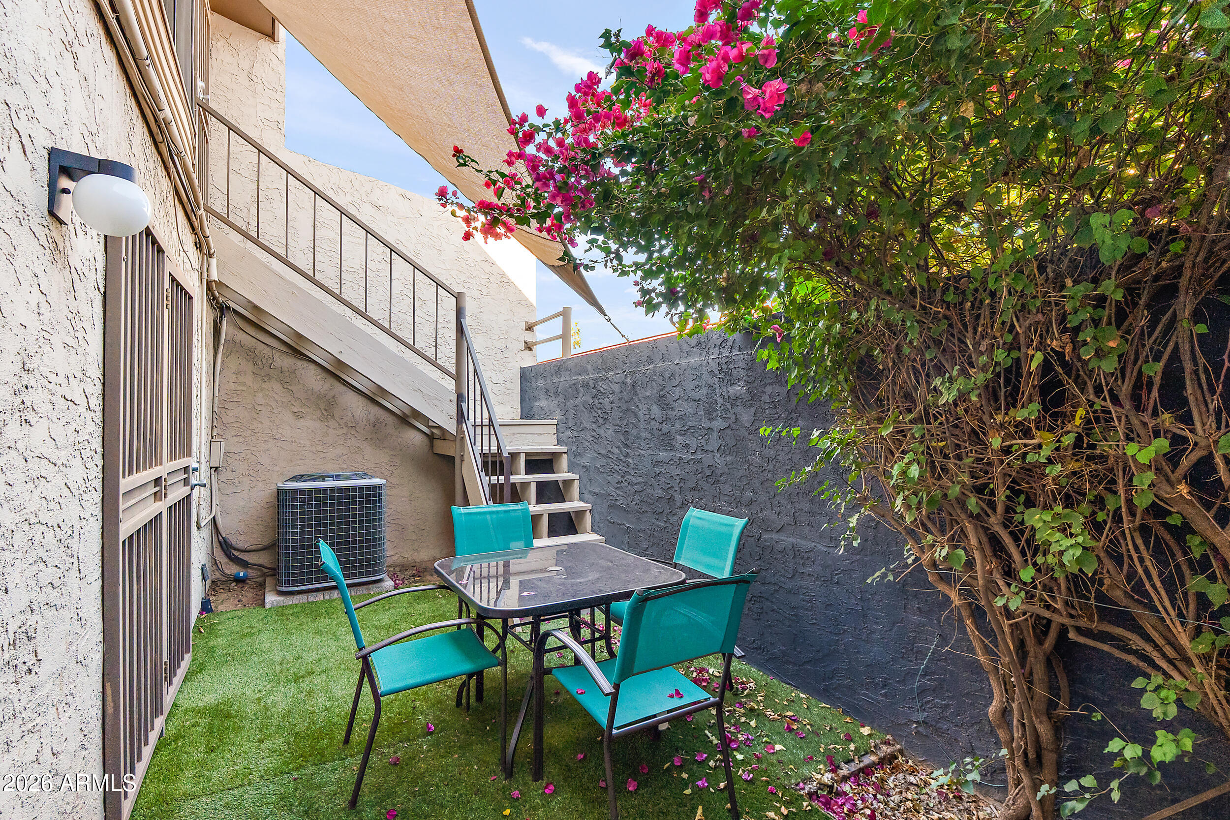 7858 E GLENROSA Avenue